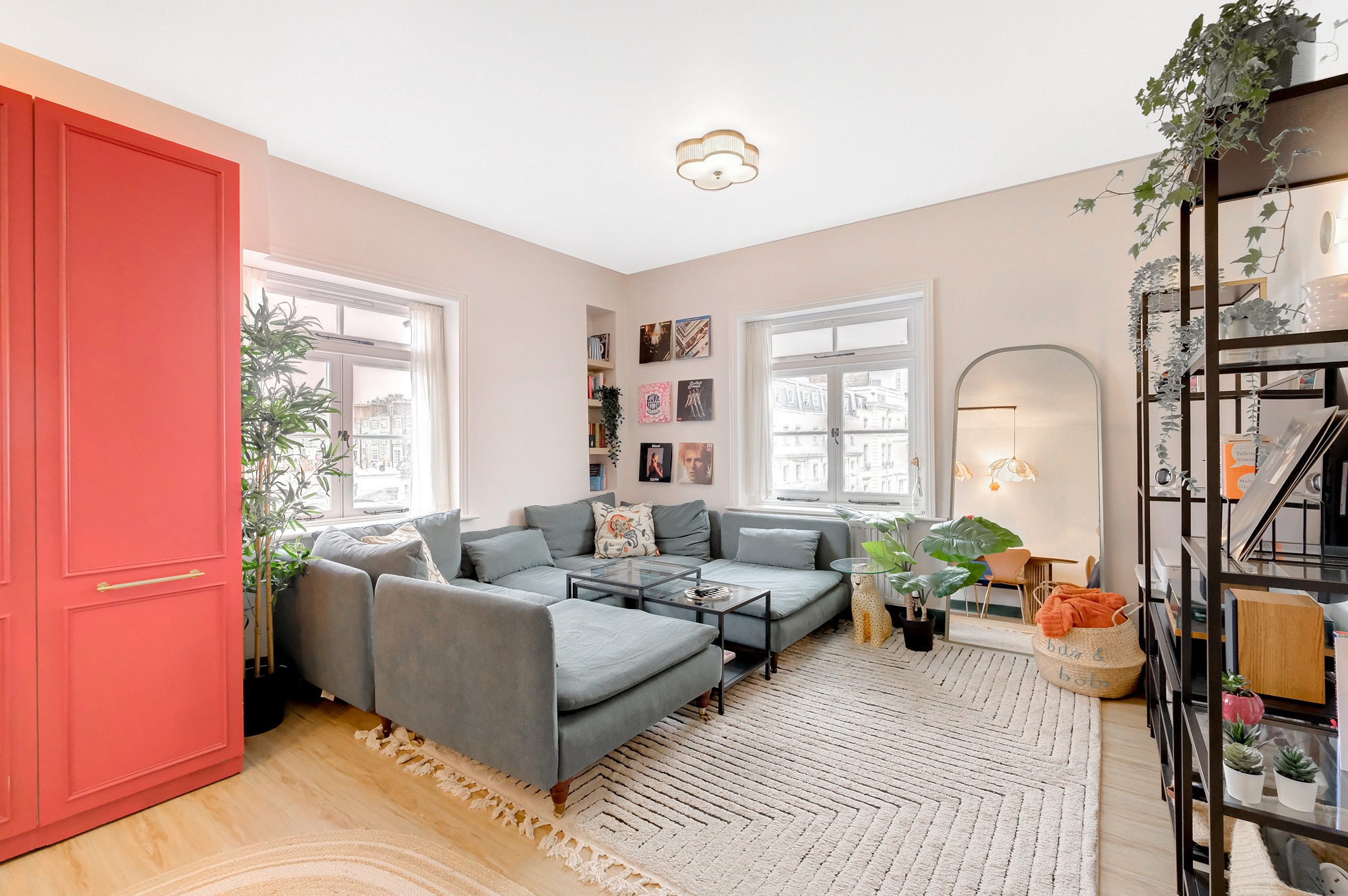 House Helm Hawley Paddington 1322965: Charming 2 Bedroom Apartment with Private Parking, London Paddington