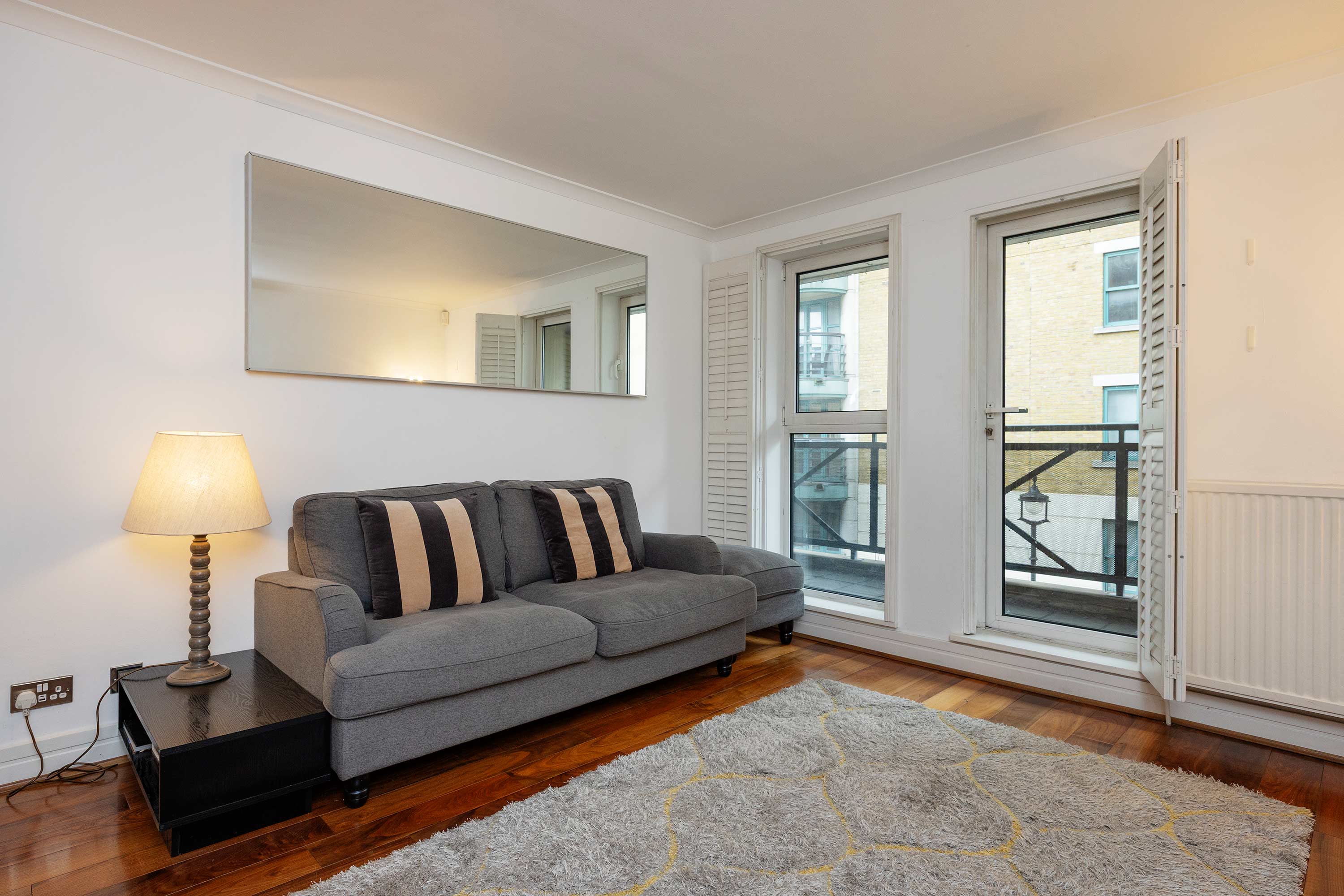 House Ruisseau Hyde Park Paddington: Luxury 2-Bedroom Apartment with Spa and Private Parking, Paddington London