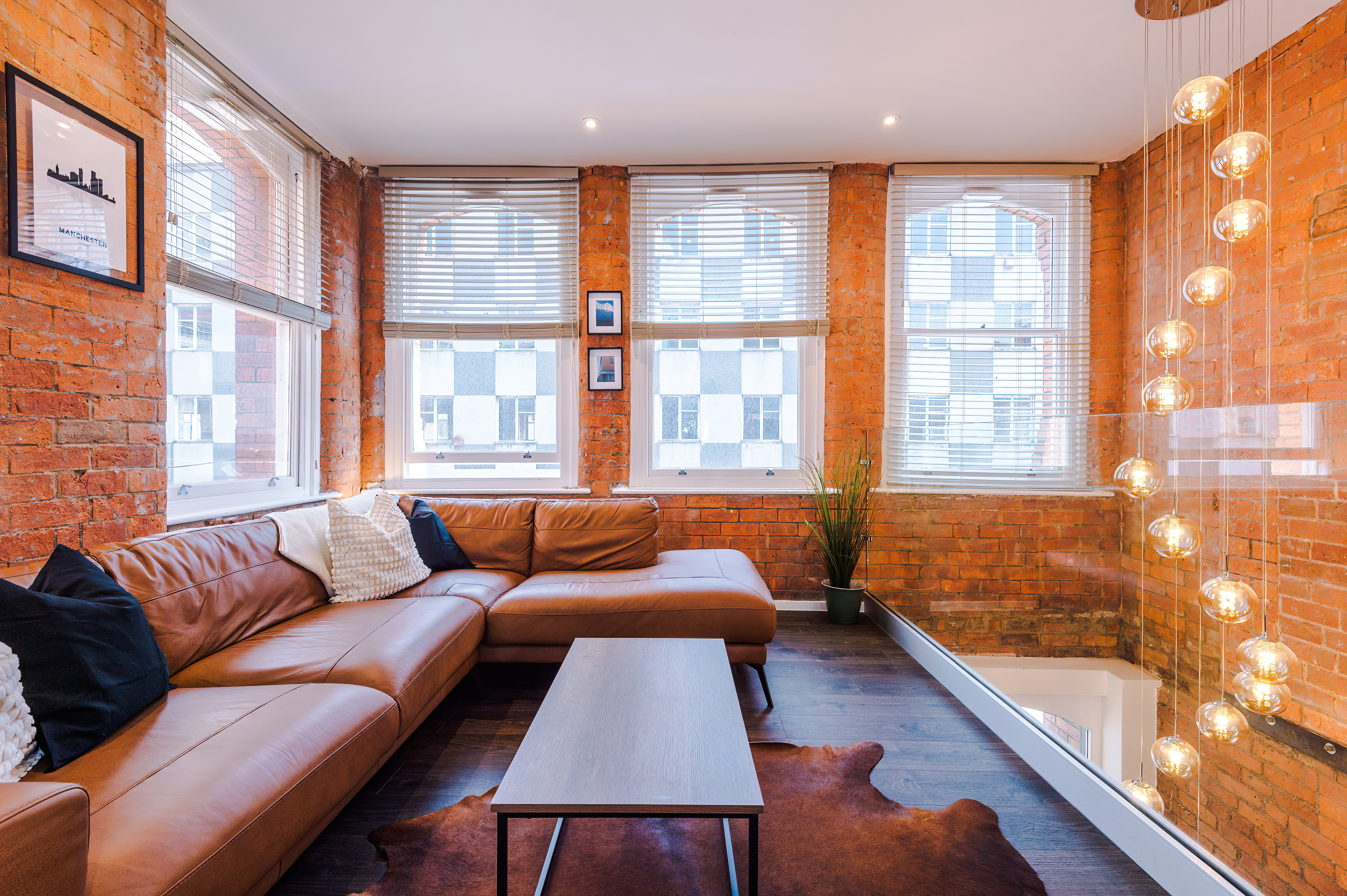 House Helm Haworth Manchester: Luxury 3-Bedroom Apartment with Family-Friendly Features, Manchester City Centre