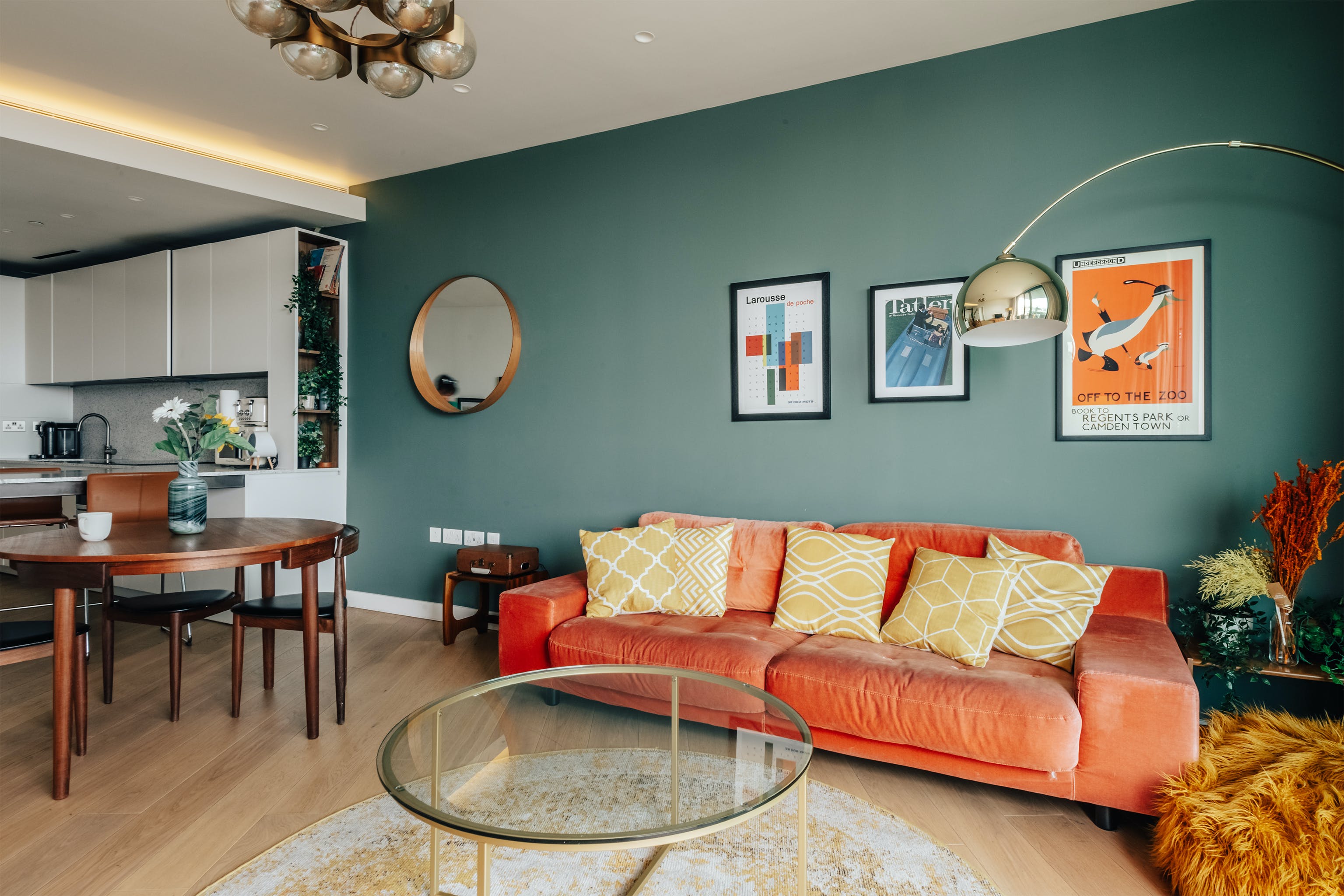House Helm Hawthorne Shepherds Bush: Luxury 1-Bedroom Apartment with Air-Con and Private Parking, Shepherd’s Bush