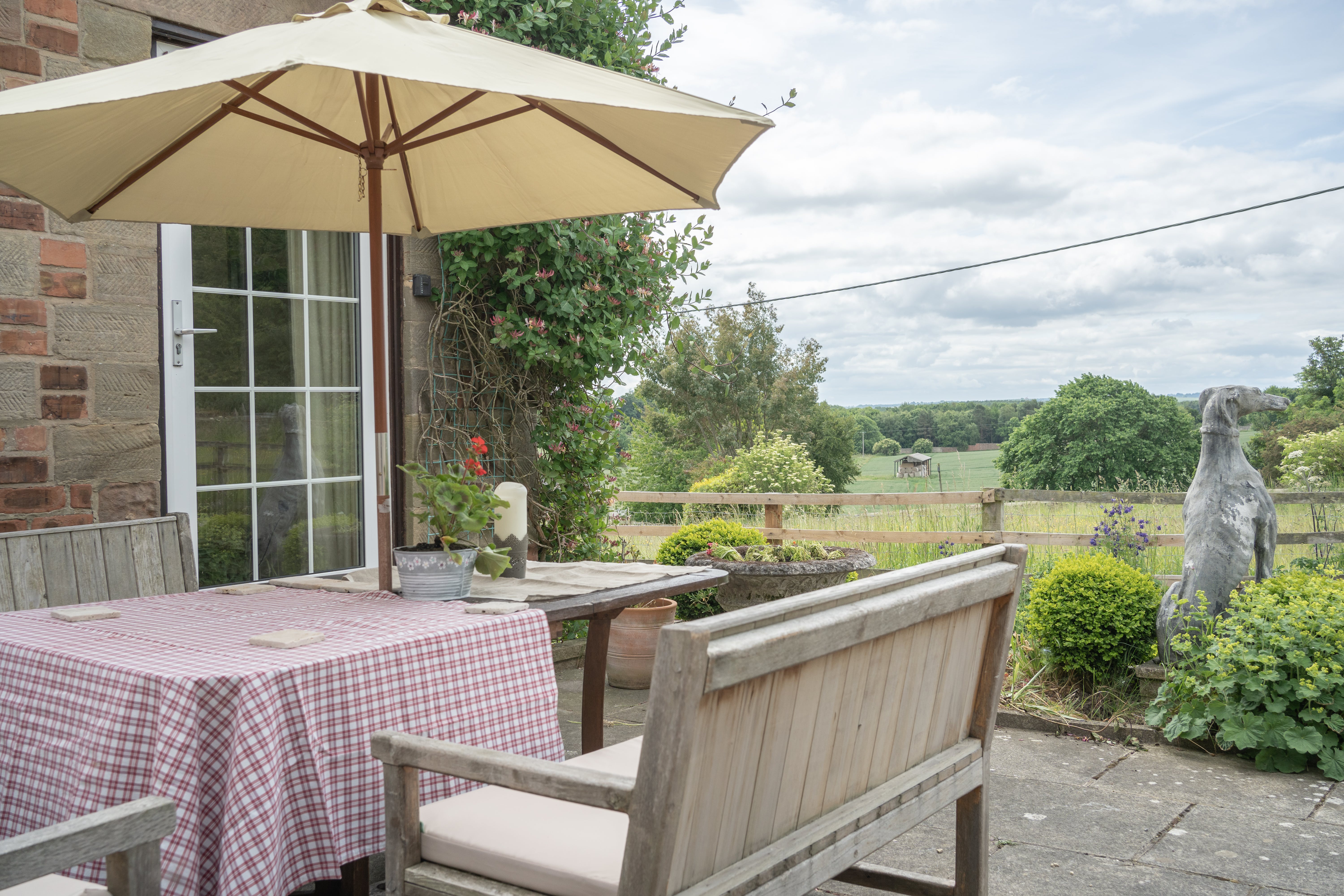 House Helm Heather Askrigg: Luxury 3-Bedroom Apartment with Countryside Views in North Yorkshire