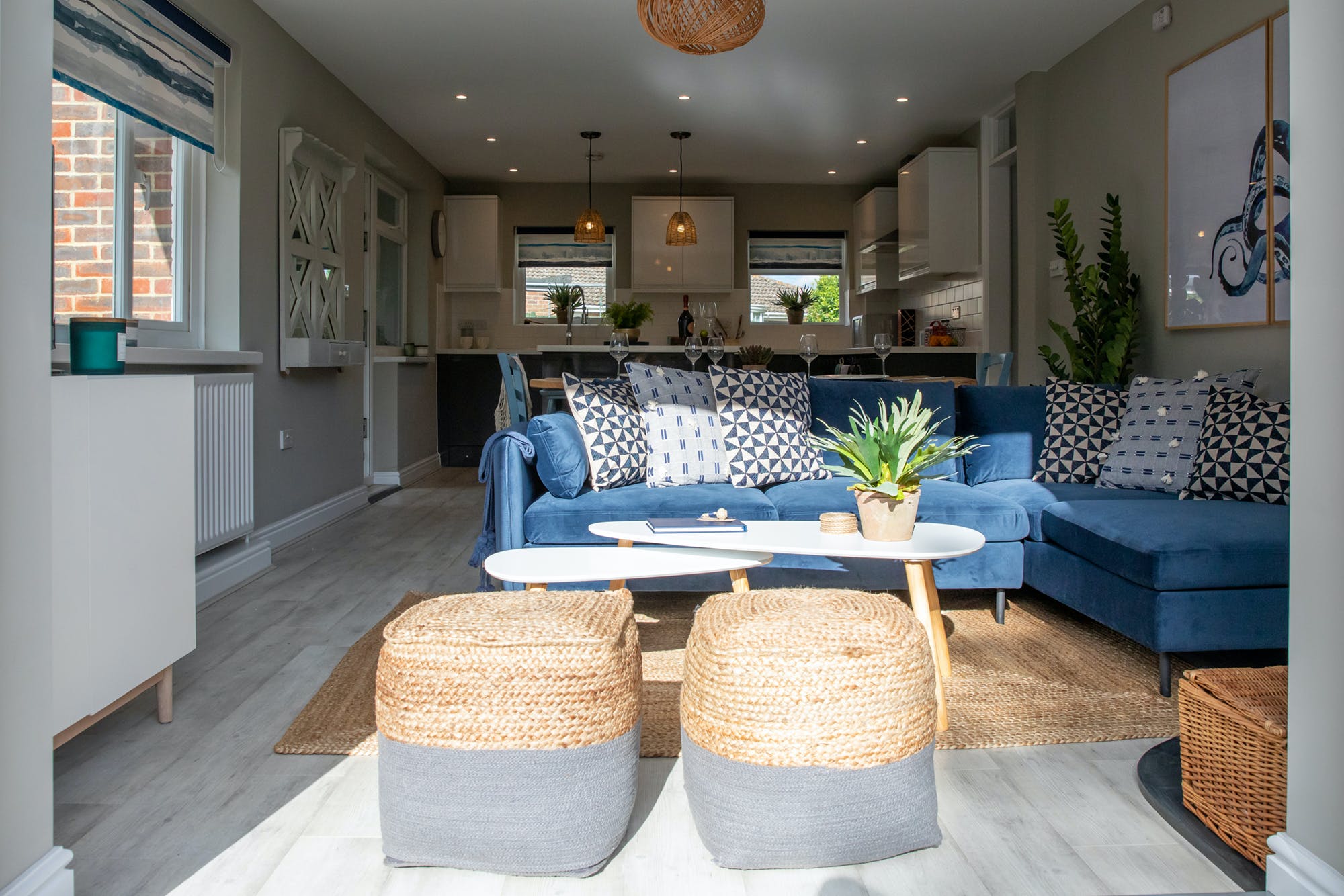 House Helm Heather Fishbourne Chichester: Luxury 3-Bedroom Apartment with Sea Views and Private Parking, Chichester