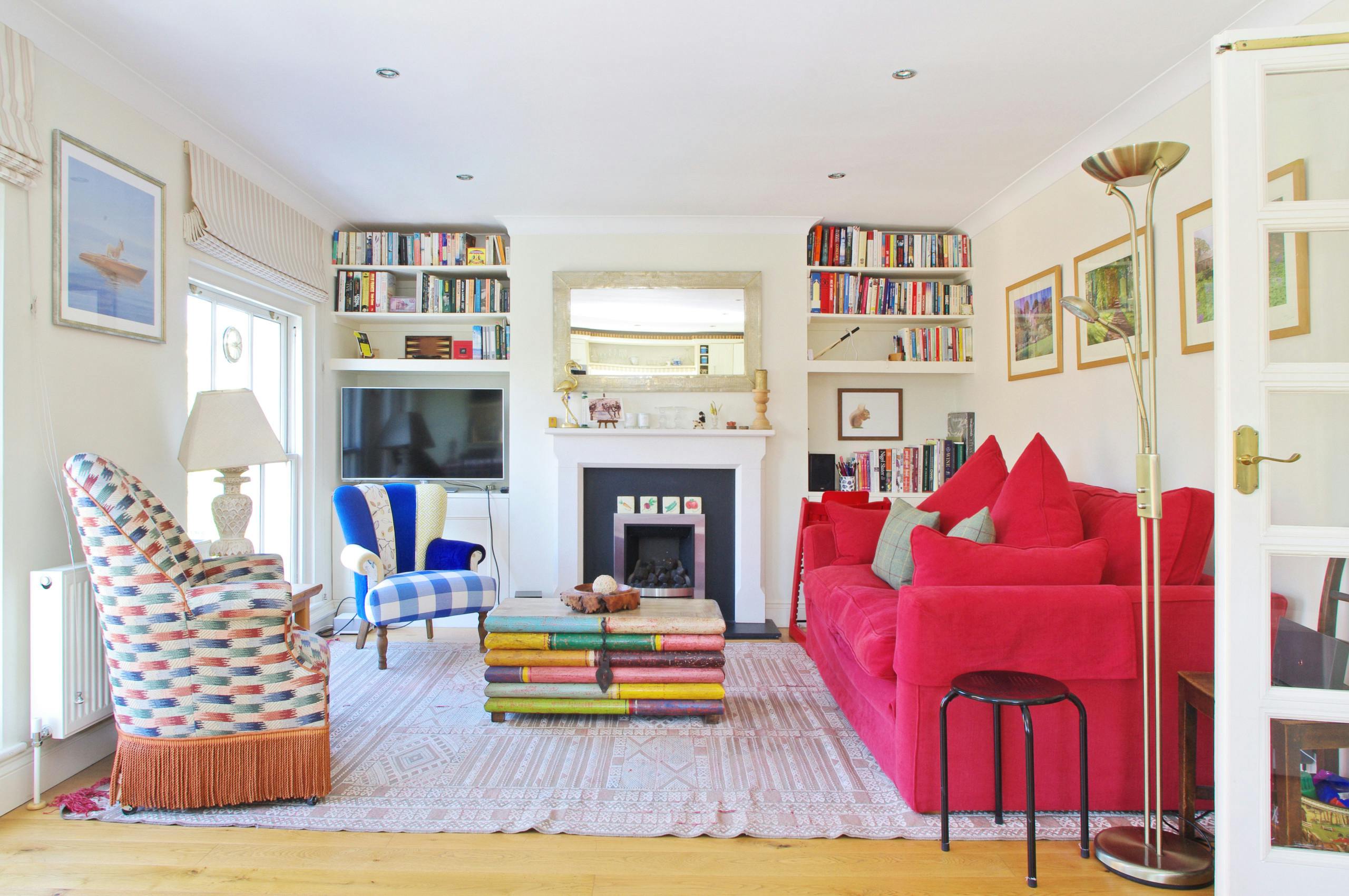 House Helm Heather Lansdowne: Luxury 2-Bedroom Townhouse with Family-Friendly Features in Notting Hill, London