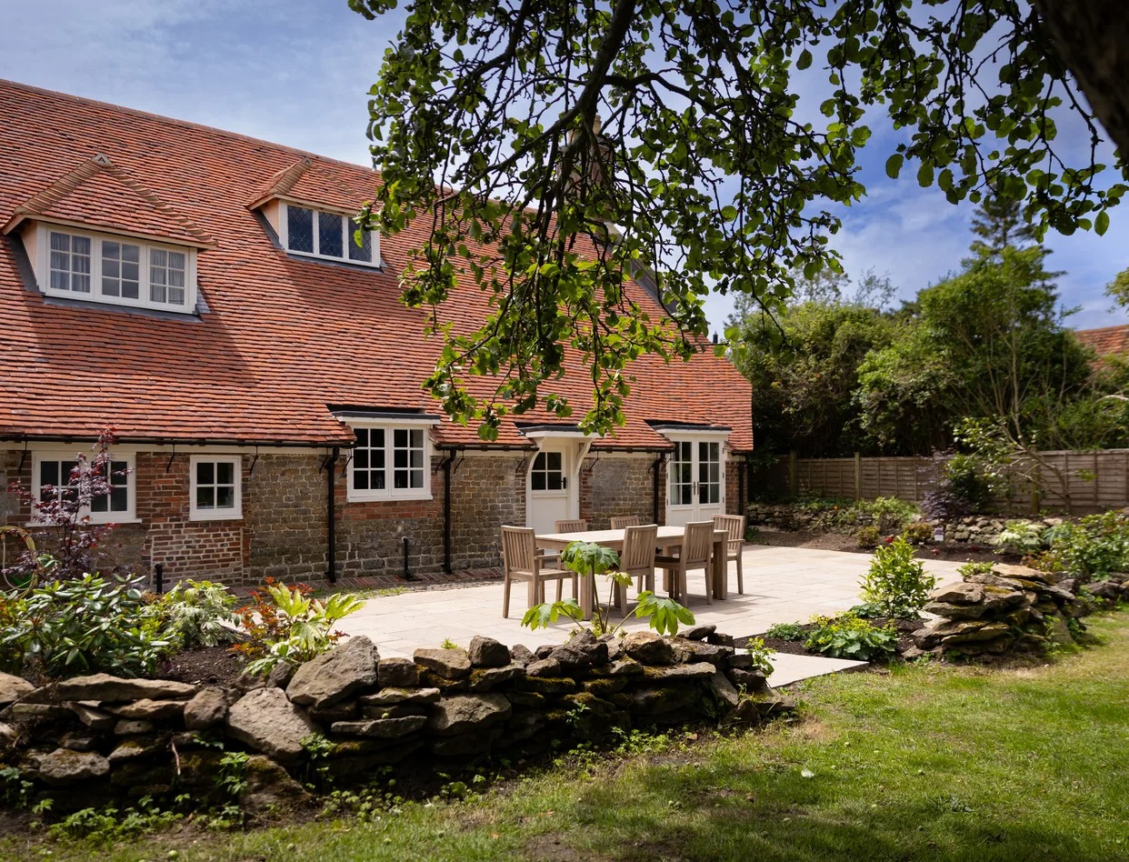 House Helm Heather Petworth: Luxury 3-Bedroom Villa with Spa and Private Parking, West Sussex