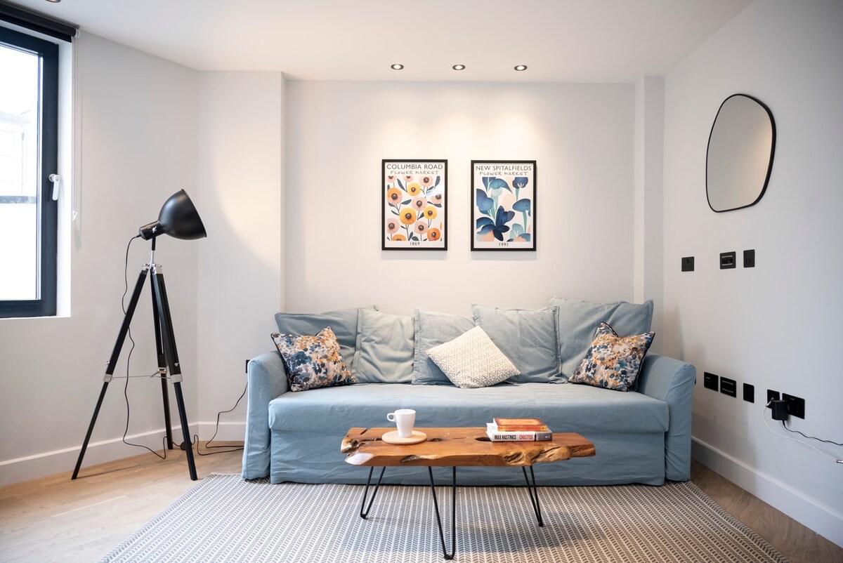 House Helm Heatherhill Kentish Town: Luxury 2-Bedroom Apartment with Spa and Private Parking, Kentish Town