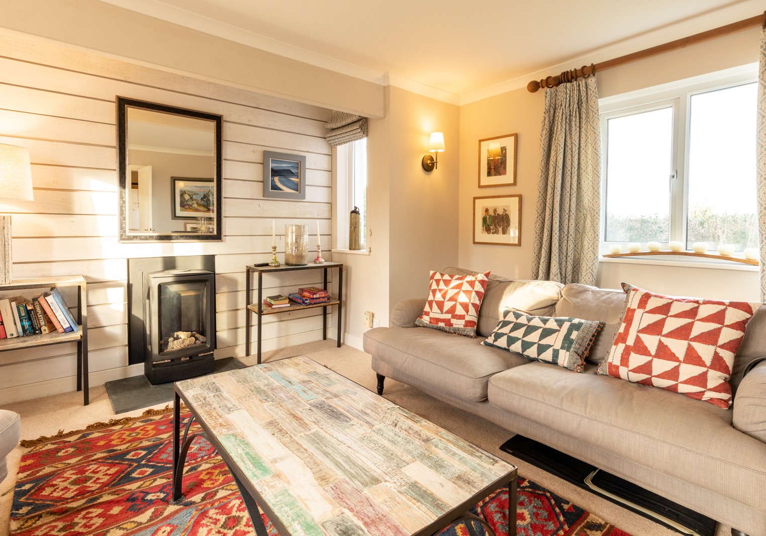House Helm Lydstep Pembroke: Luxury 4-Bedroom Apartment with Sea Views and Private Garden, Pembrokeshire