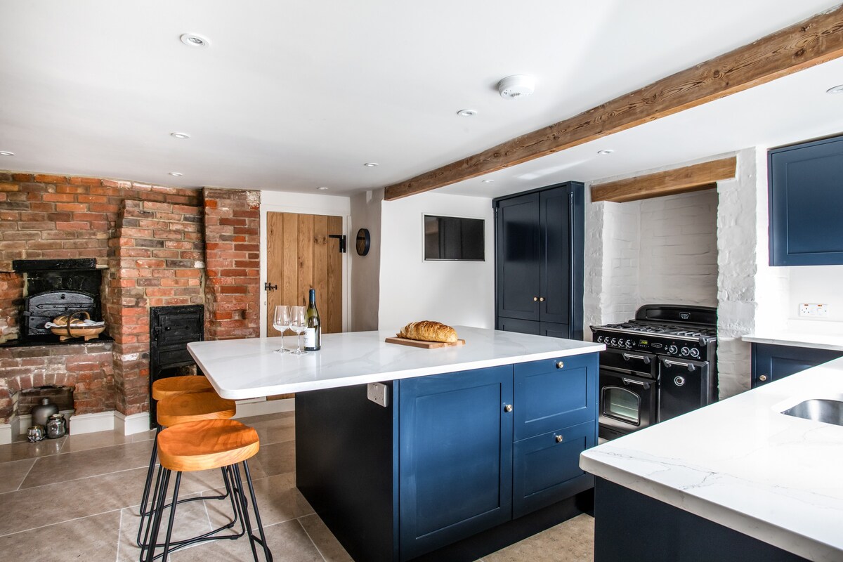 House Helm Rowan Arundel: Luxury 2-Bedroom House with Spa and Seaview, West Sussex