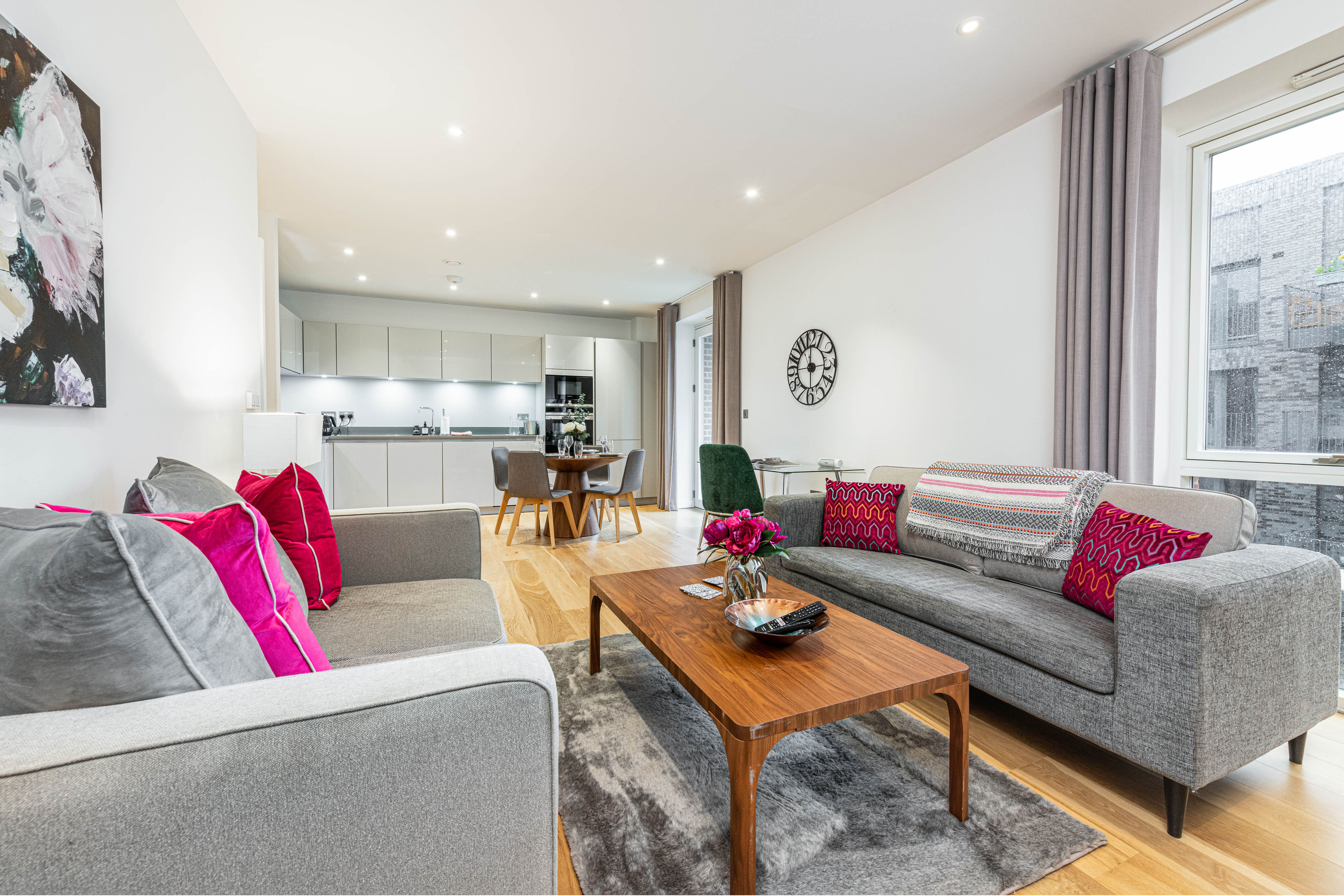 House Vallon Clapham Battersea: Luxury 2-Bedroom Apartment with Gym Access, Battersea London