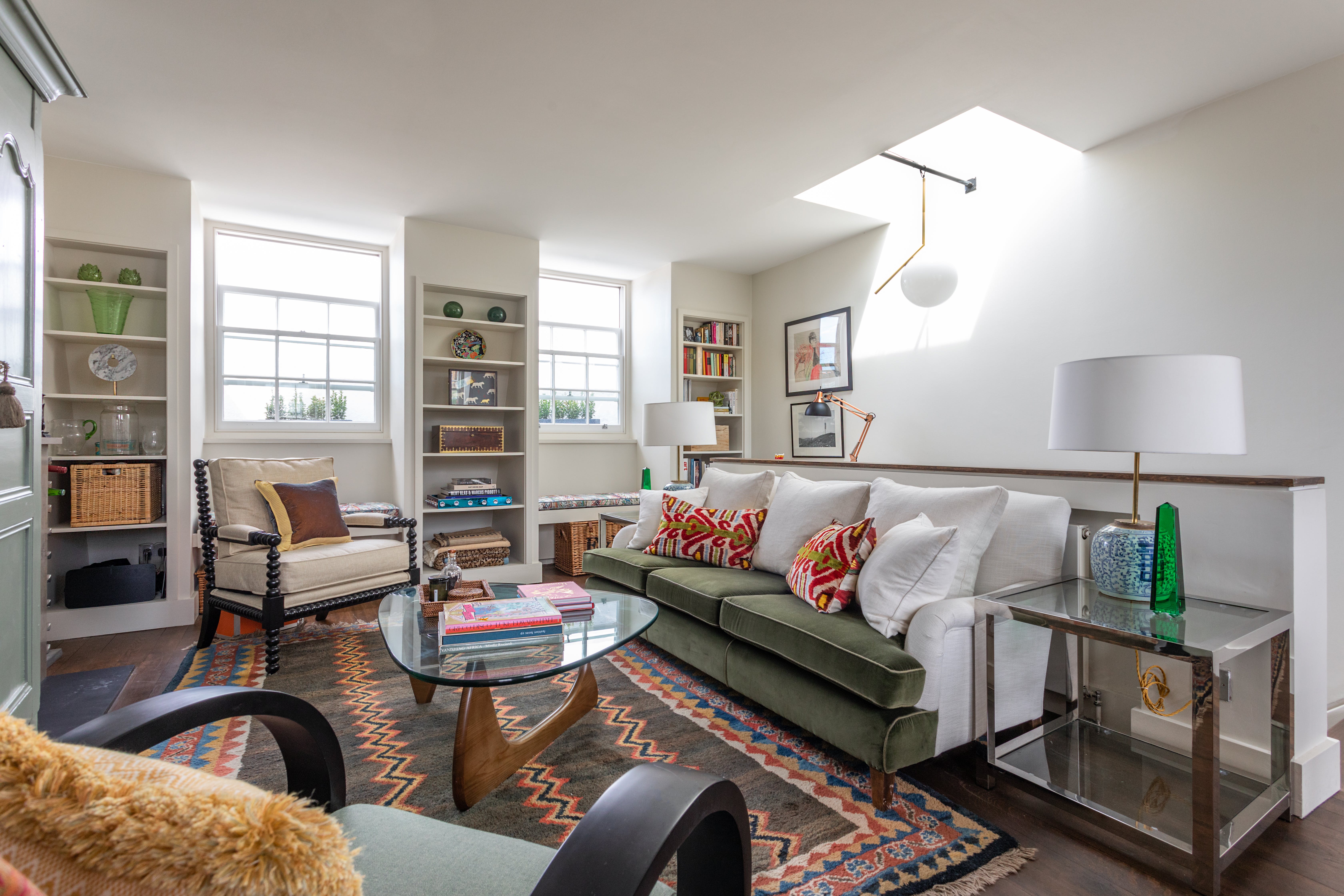 House Helm Rowan Bayswater: Luxury 2-Bedroom Apartment with Concierge and Terrace, Bayswater London