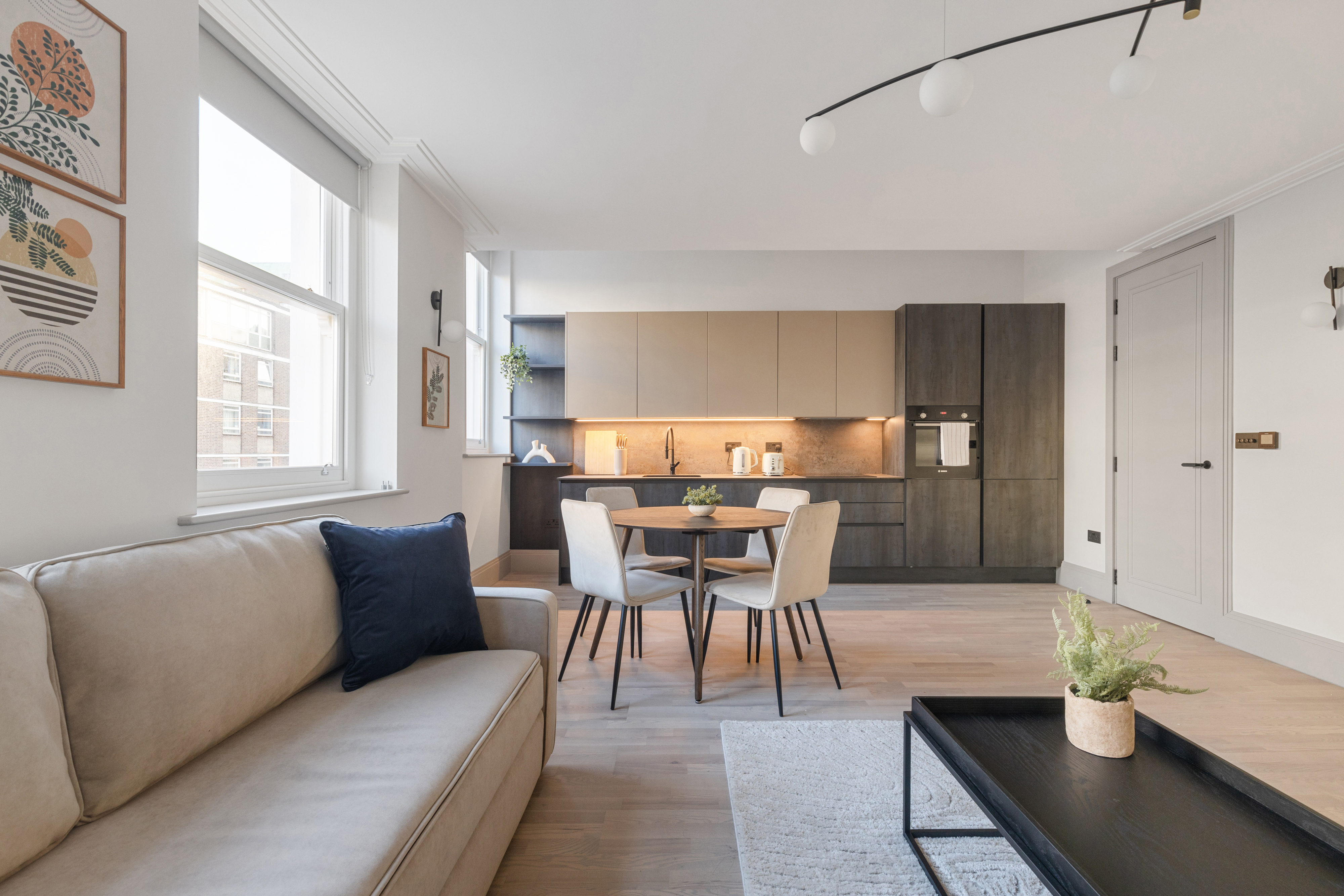 House Helm Rowan Bloomsbury: Luxury 1-Bedroom Apartment with Spa and Private Parking, Bloomsbury London