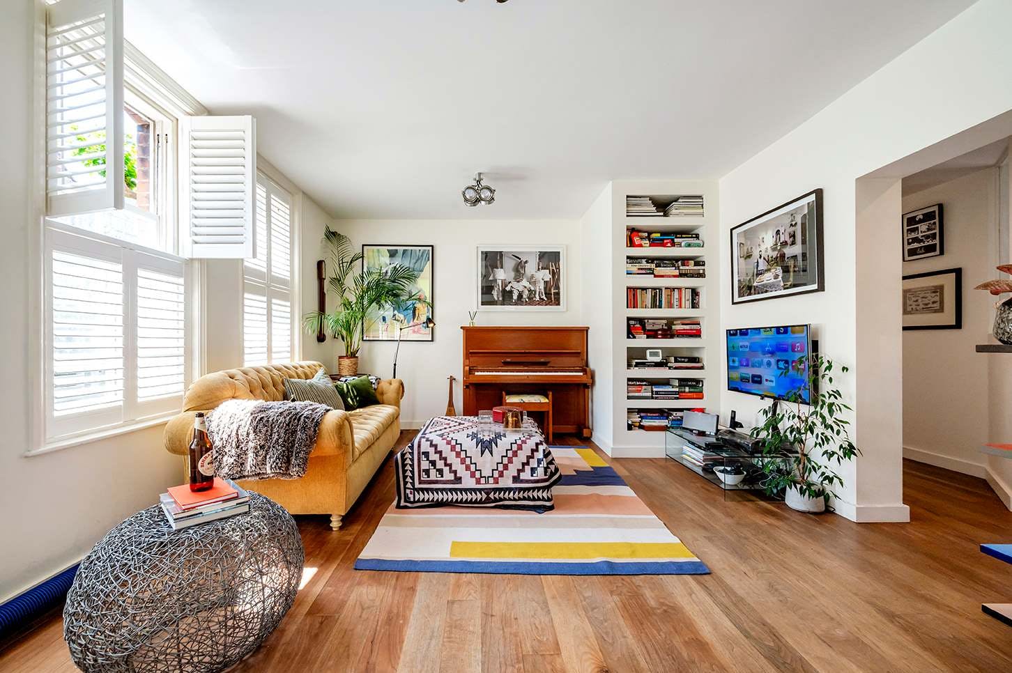 House Helm Rowan Brick Lane: Luxury 2-Bedroom Apartment with Spa Sauna and Parking, Brick Lane London