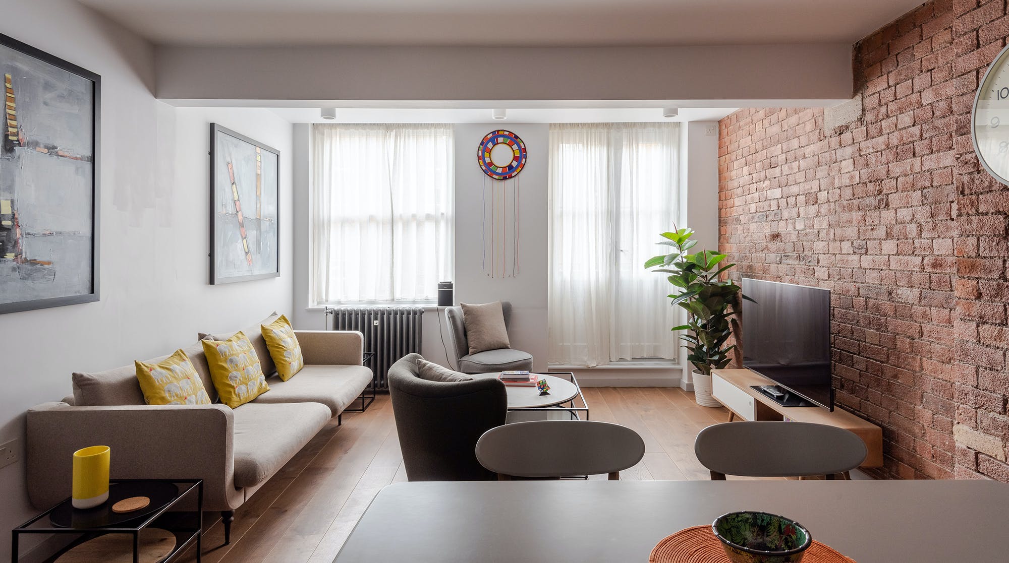 House Helm Rowan Bricklane: Luxury 2-Bedroom Apartment with Spa and Private Parking, Brick Lane London