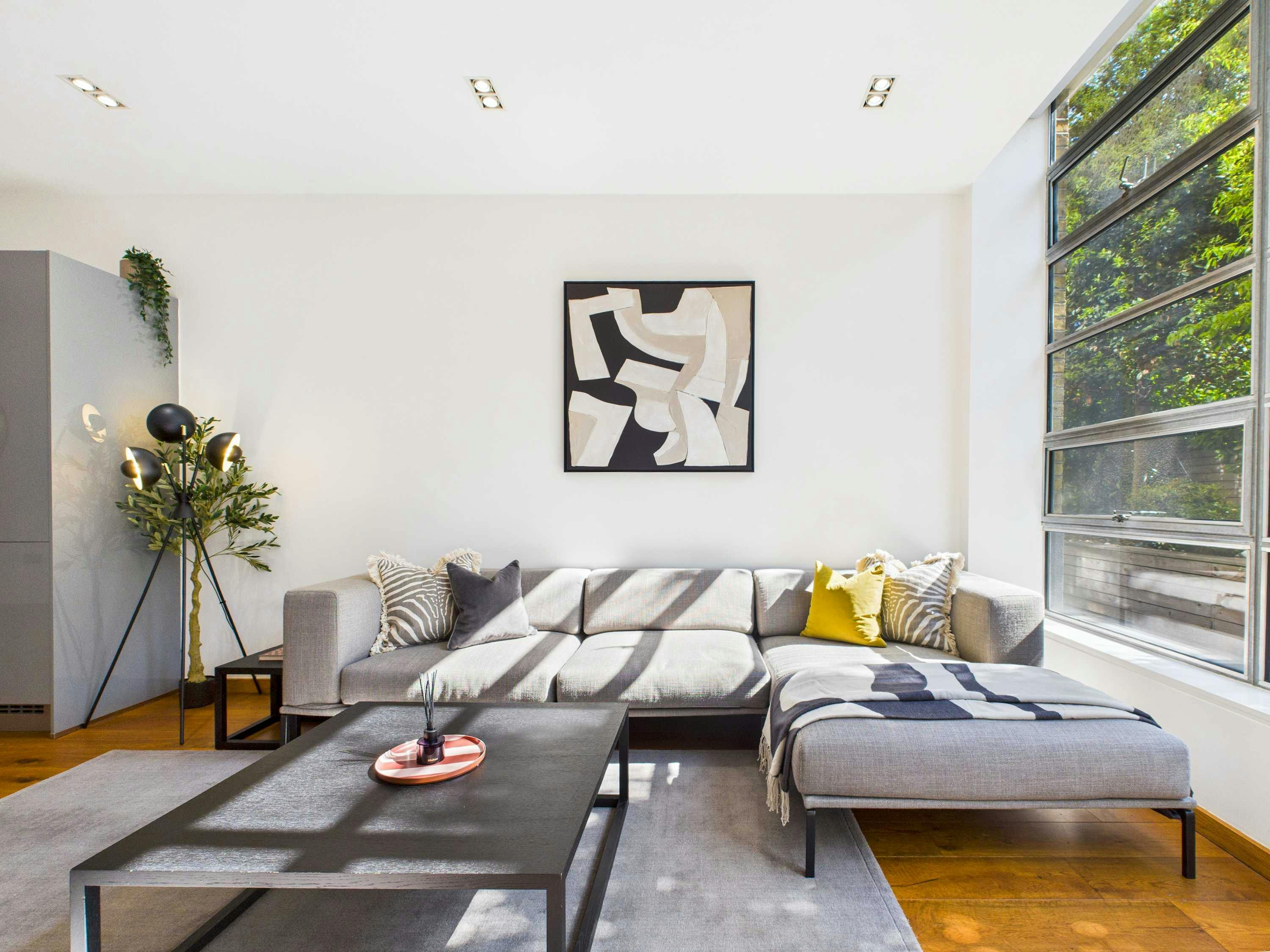 House Celeste Acton Camden Town: Chic 1-Bedroom Townhouse with Spa and Pets Allowed, Camden Town