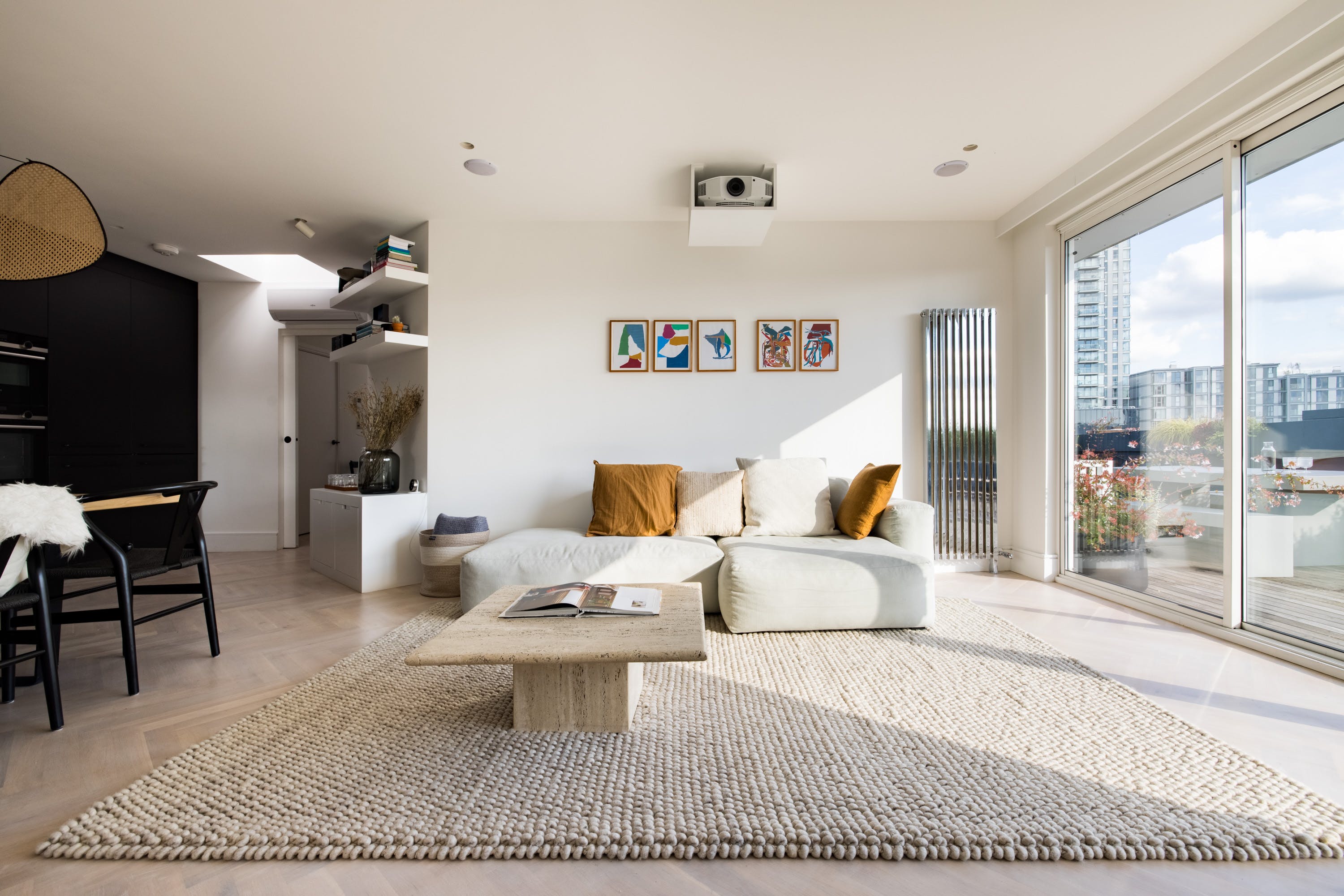 House Helm Rowan Deptford: Luxury 2-Bedroom Penthouse with Spa and Terrace, New Cross