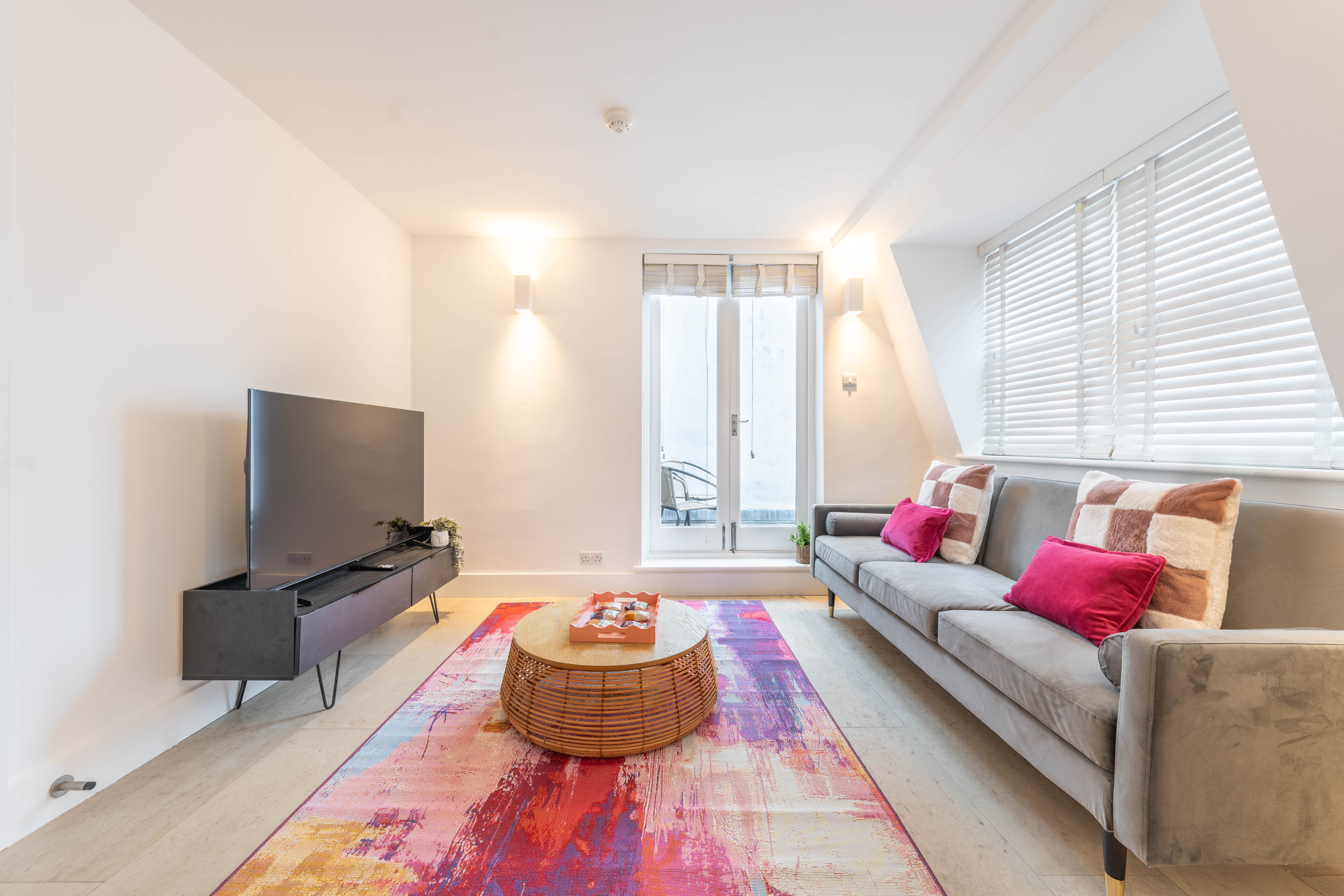 House Helm Rowan Farringdon: Luxury 1-Bedroom Apartment with Spa Sauna in Farringdon, London