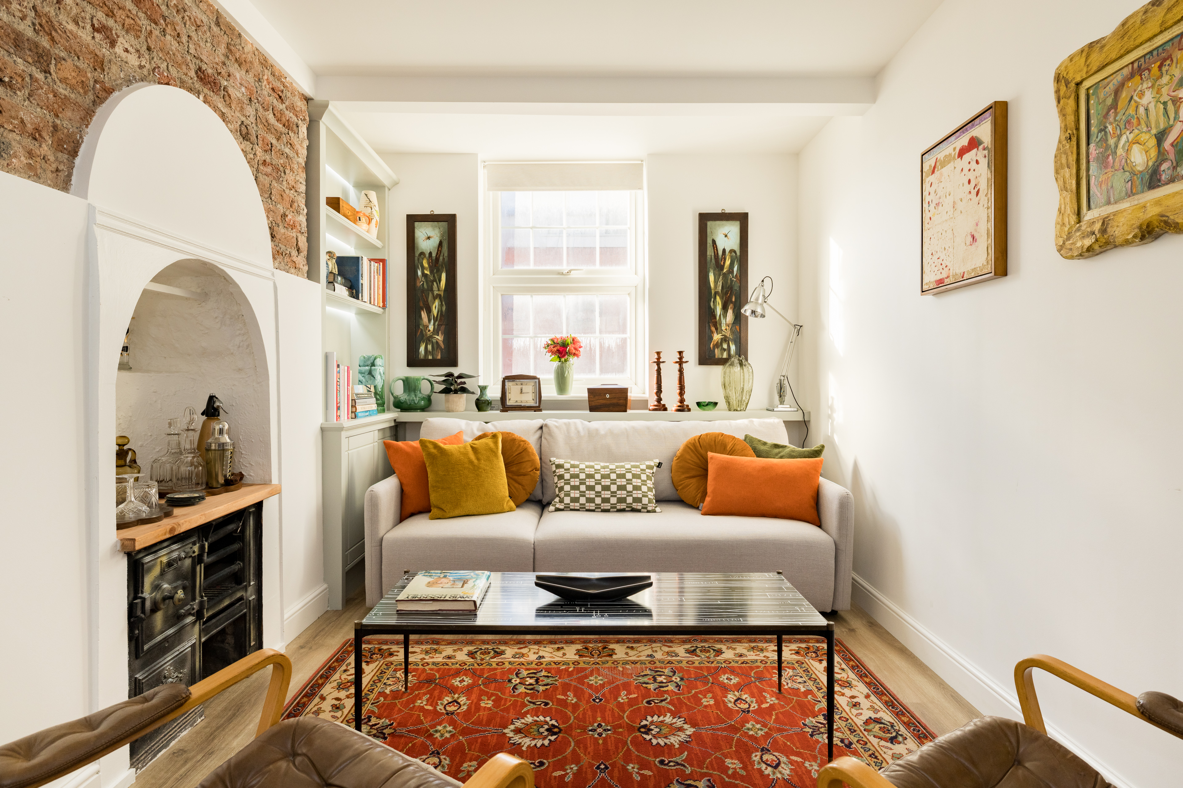 House Lykofos Whitfield Street Fitzrovia: Luxury 1-Bedroom Apartment with Private Parking, Central Fitzrovia London