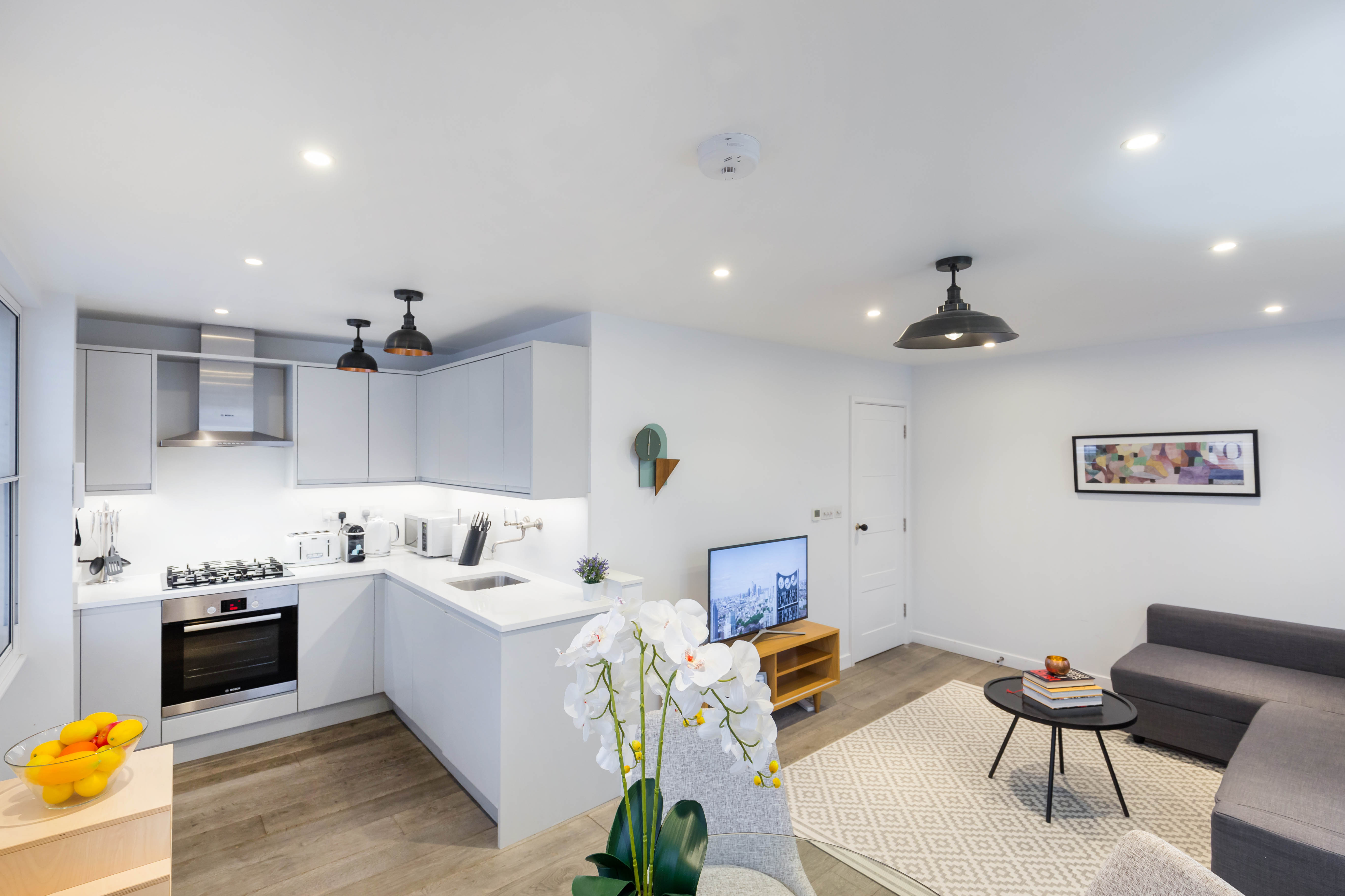 House Loggia Mortimer Street Fitzrovia: Luxury 1-Bedroom Apartment with Private Parking, Fitzrovia London