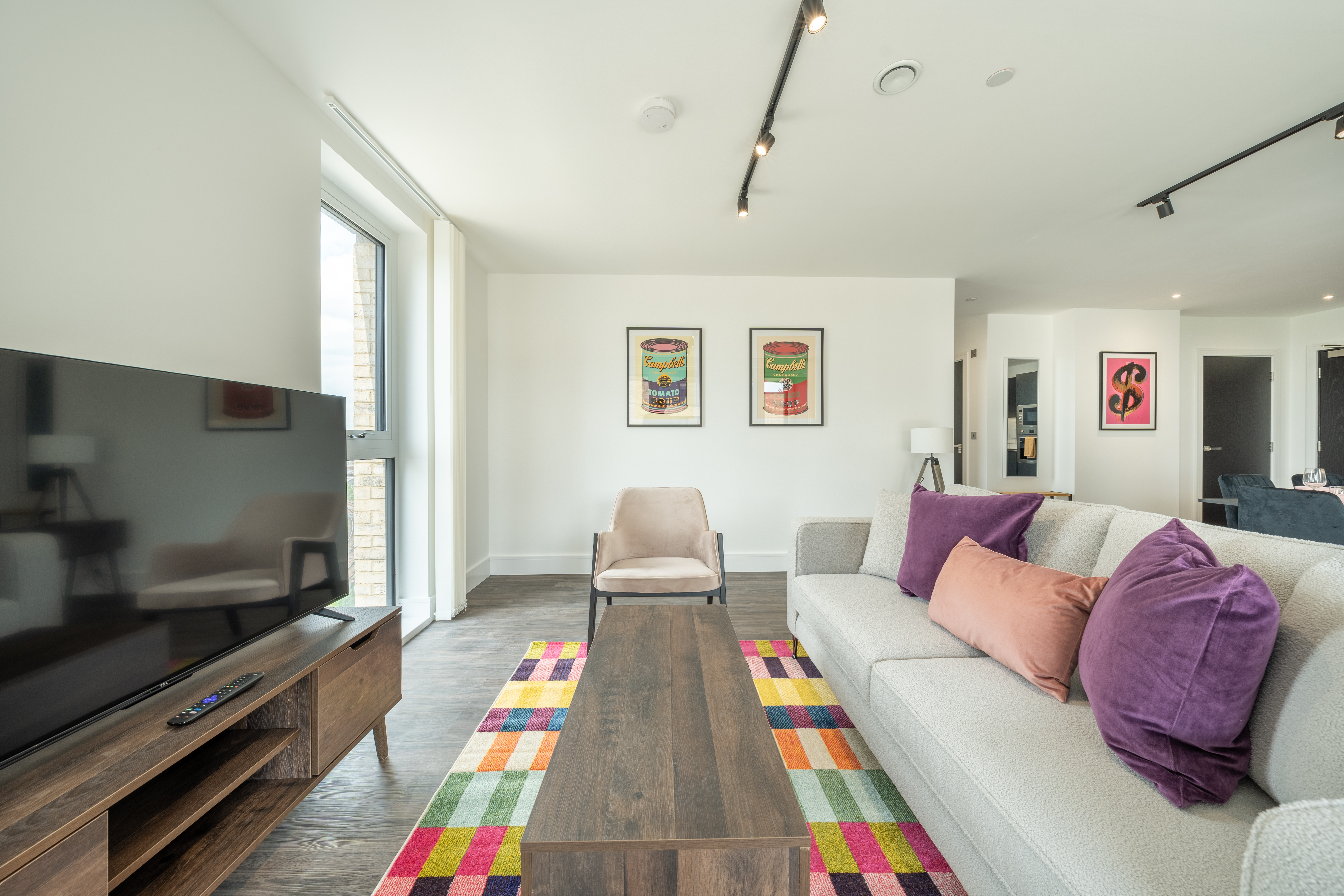 House Helm Rowan Kensal Green: Luxury 3-Bedroom Apartment with Family-Friendly Features, Kensal Green London
