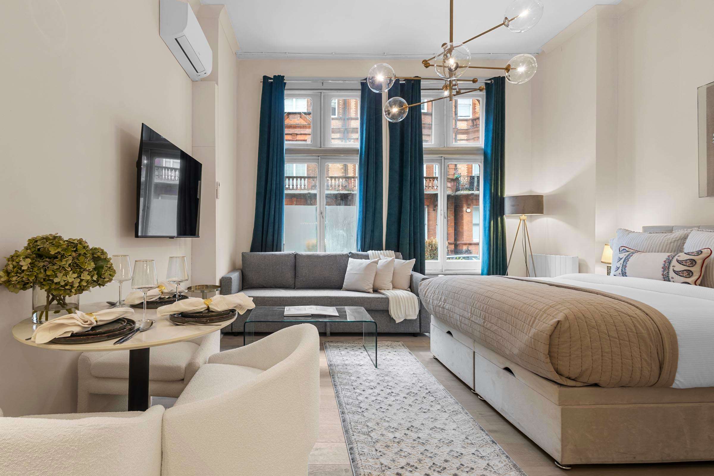 House Azul Albert Gate Knightsbridge: Luxury 1-Bedroom Apartment with Air Conditioning and Private Parking, Knightsbridge