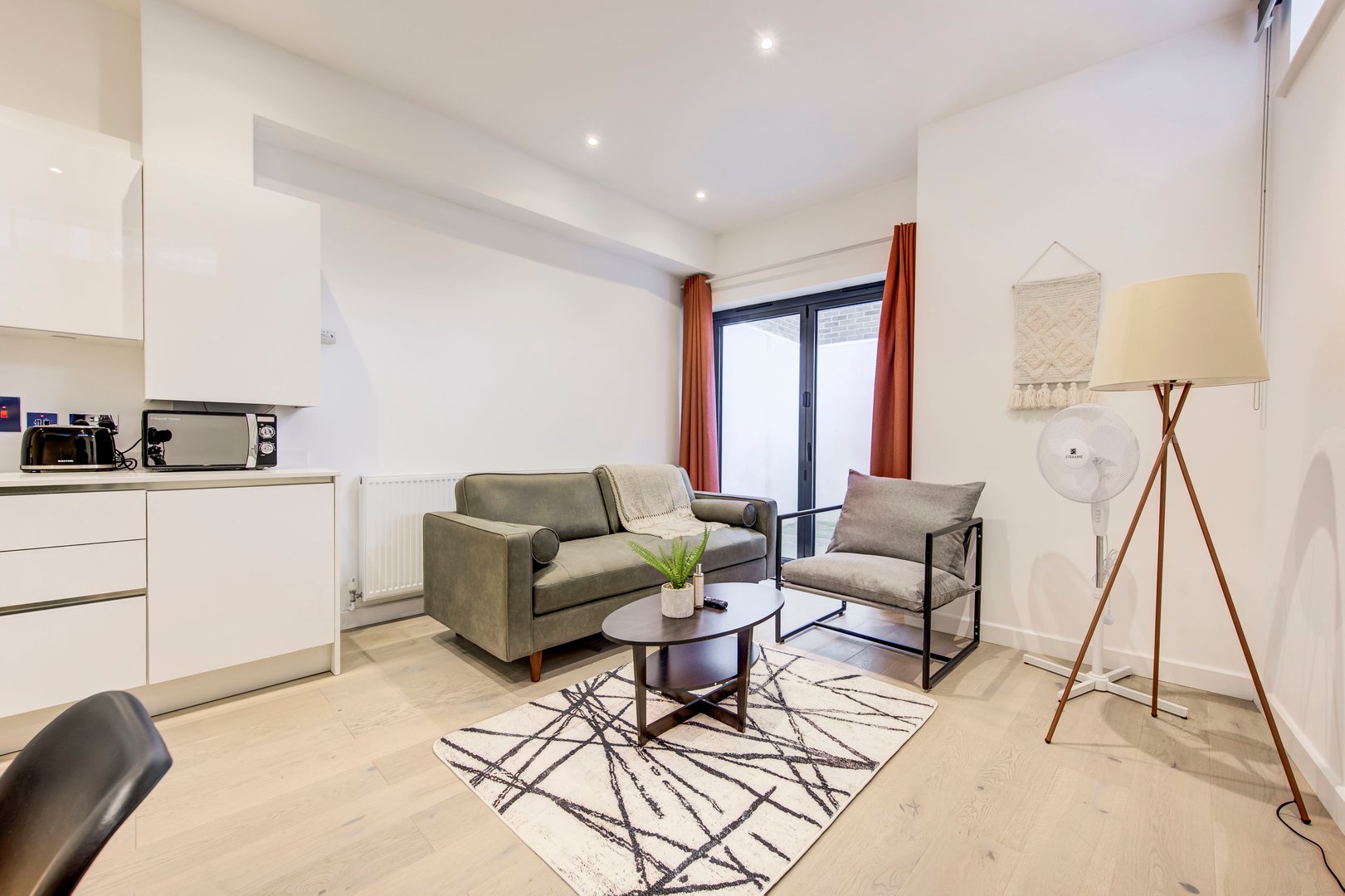 House Helm Rowan London Bridge: Stylish 2-Bedroom Apartment with Spa Sauna, London Bridge