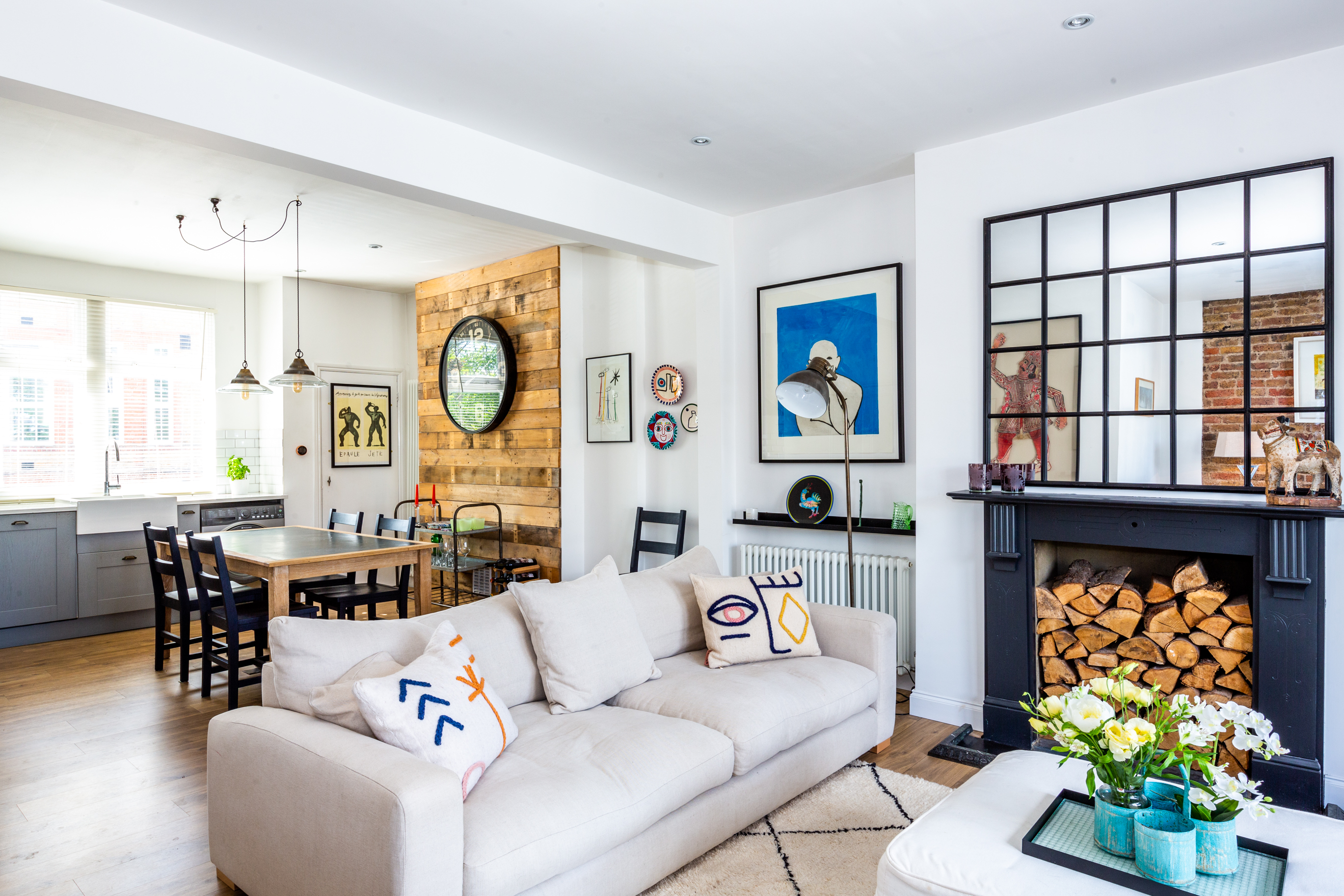 House Helm Rowan Shepherds Bush: Luxury 3-Bedroom Apartment with Spa and Office, Shepherd’s Bush London
