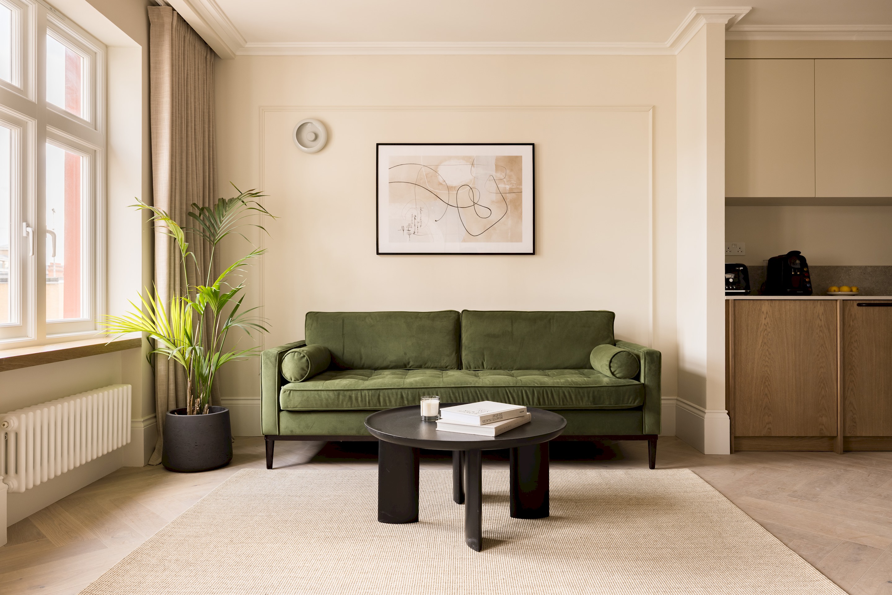 House Helm Rowan Westminster: Luxury 1-Bedroom Townhouse with Private Parking in Westminster, London