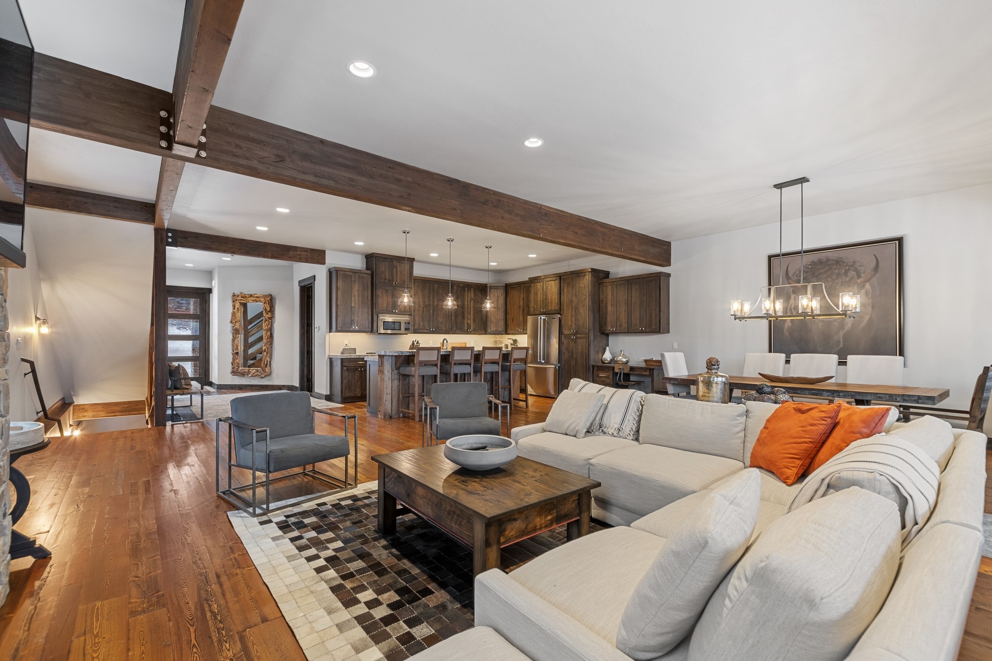 House Helm Rowan Whitefish: 4-Bedroom Ski Chalet Rental with Hot Tub and Ski-In Ski-Out Access, Flathead County Montana
