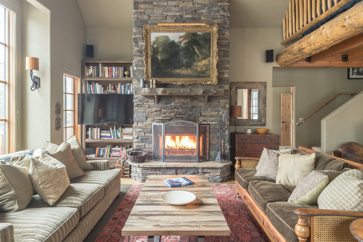 House Prasinos Beartrap Madison: Luxury 3-Bedroom Ski Chalet with Hot Tub and Mountain Views, Madison County
