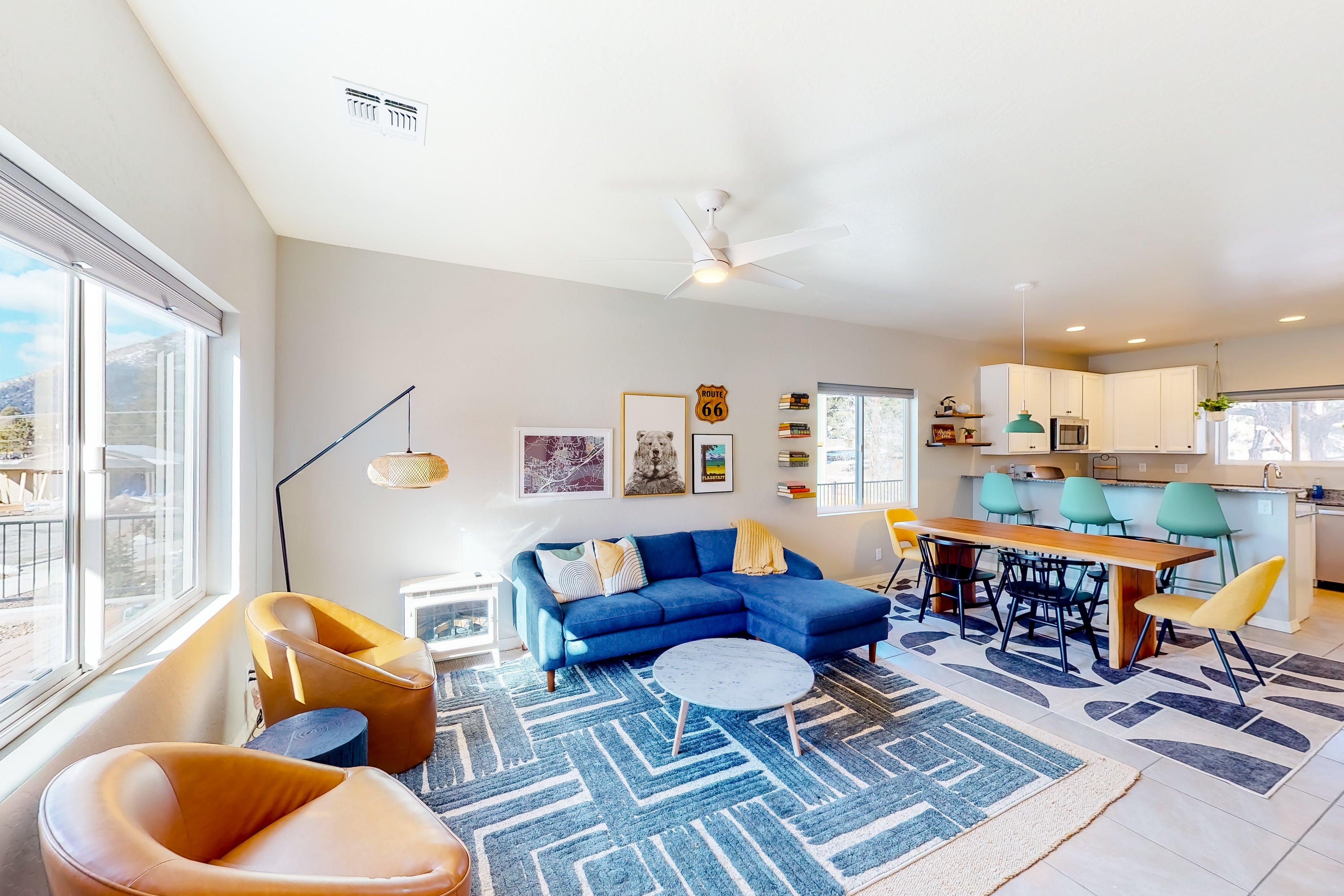 House Prasinos Red Butte Flagstaff: Luxury 4-Bedroom Villa with Spa and Fireplace, Coconino County Arizona