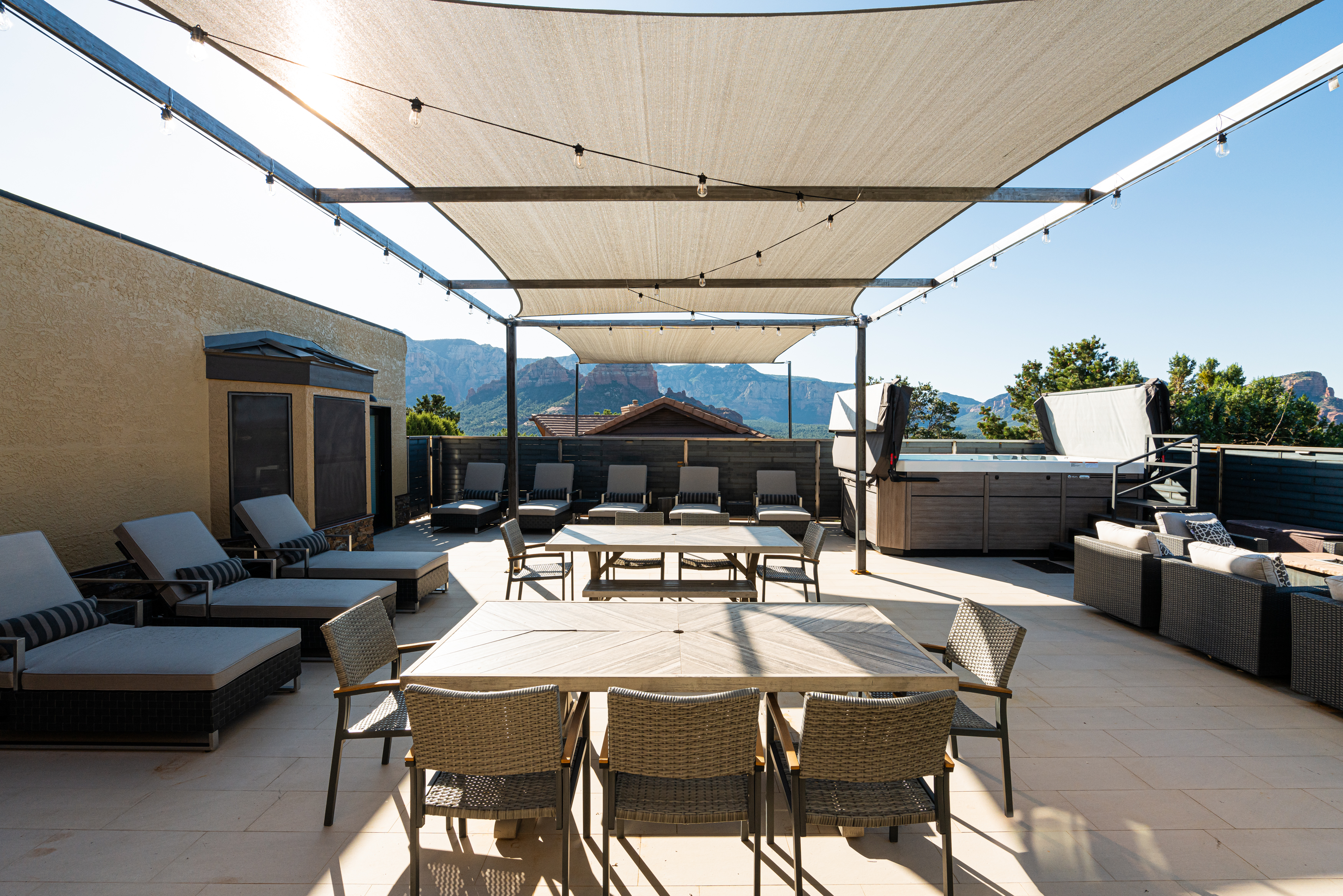 House Safran Bell Rock Sedona: Luxury 6-Bedroom Villa with Hot Tub and Spa in Sedona, Coconino County