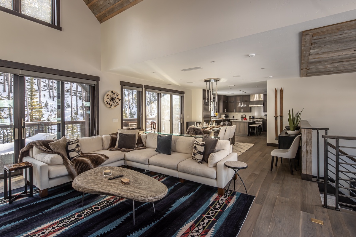 House Safran Bridger Bozeman: Luxury 5-Bedroom Ski Chalet with Hot Tub and Sauna, Gallatin County Montana
