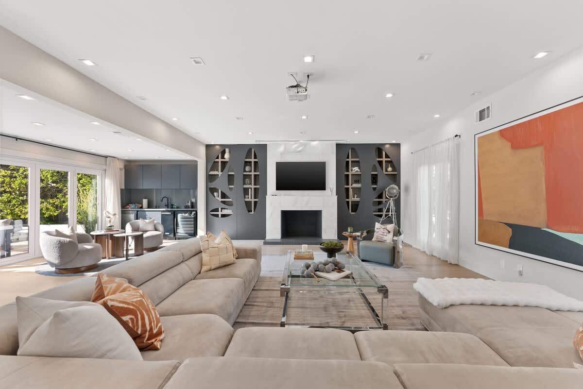 House Safran Castleman Beverlywood: Luxury 5-Bedroom House with Private Pool and Spa, Beverlywood Los Angeles