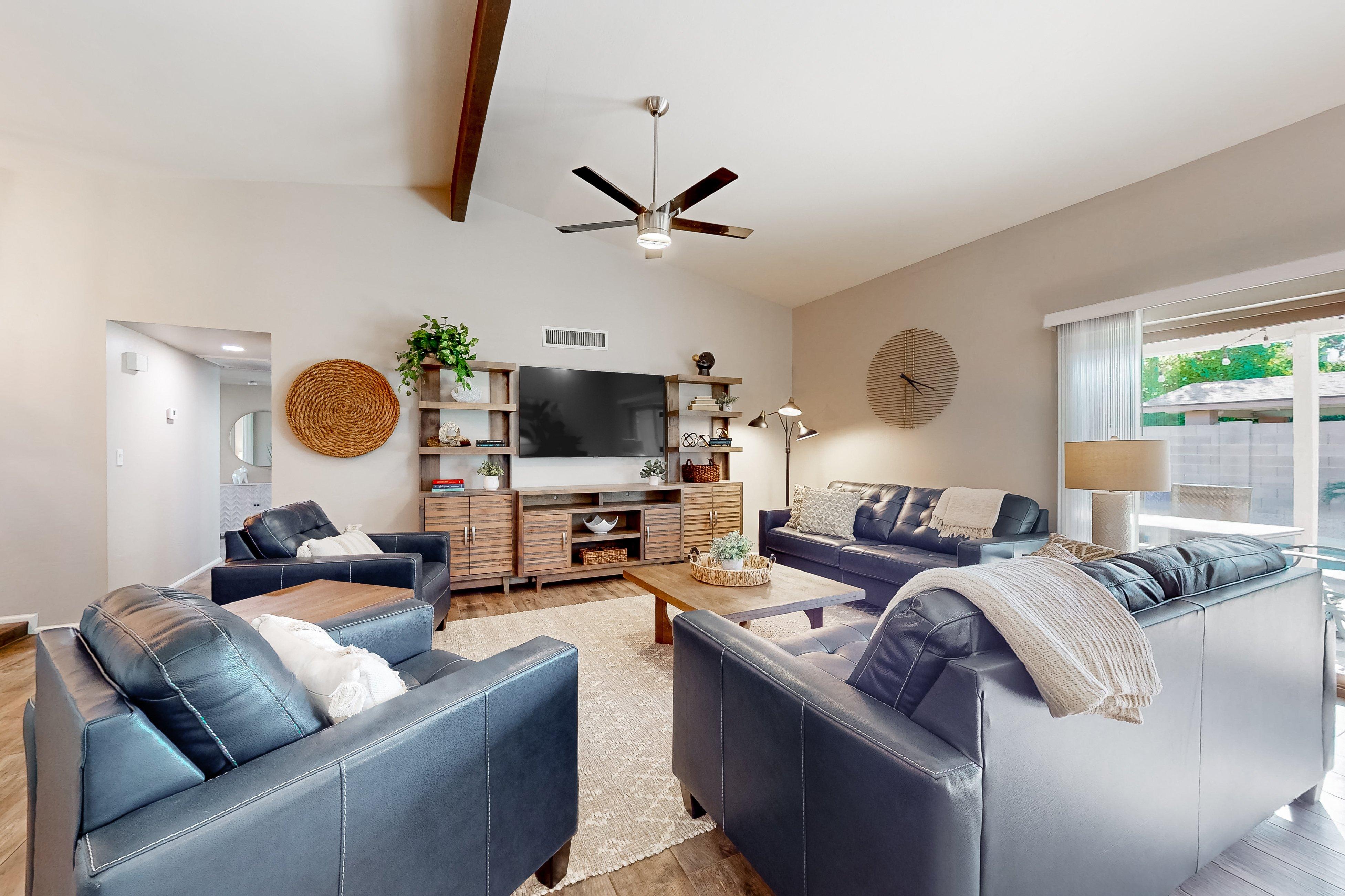 House Safran Dobson Scottsdale: Luxury 4-Bedroom Villa with Private Pool and BBQ, Scottsdale