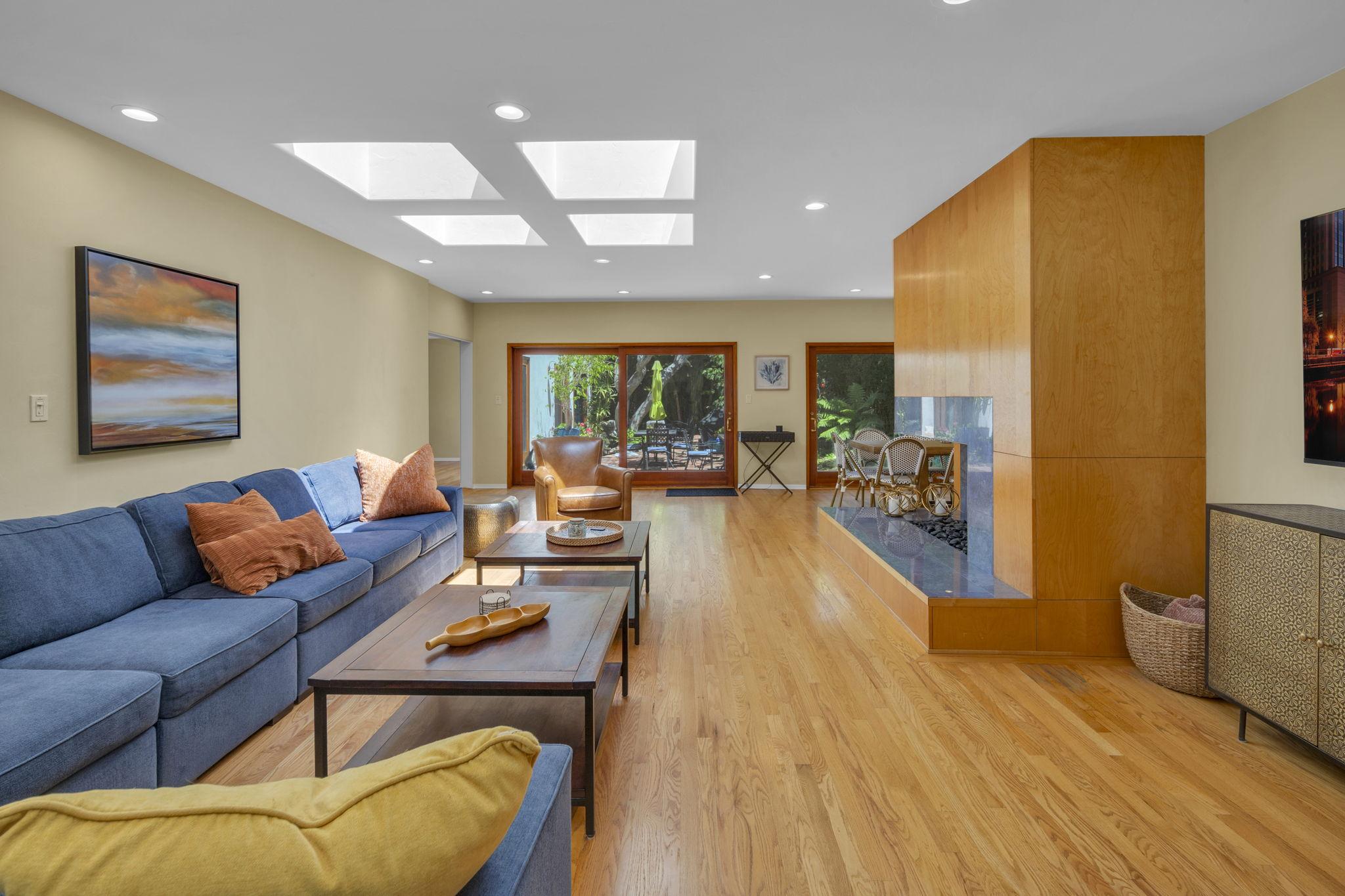 House Safran La Jolla San Diego: Luxury 5-Bedroom Villa with Sea Views and Private Parking, Pacific Beach