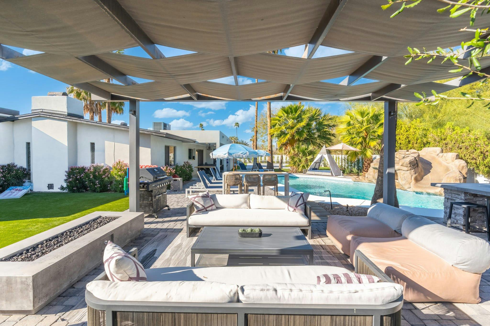 House Safran Mummy Mountain: Luxury 5-Bedroom House with Pool and Spa, Paradise Valley