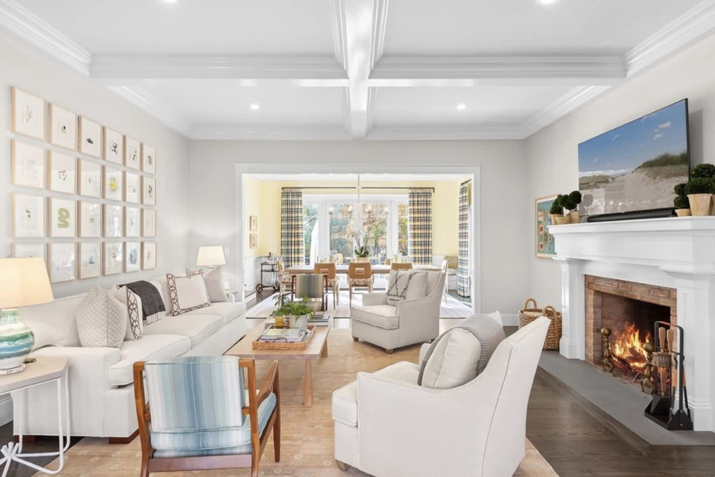 House Safran Noyac Southampton: Luxury 4-Bedroom House with Private Pool and Sea Views, The Hamptons