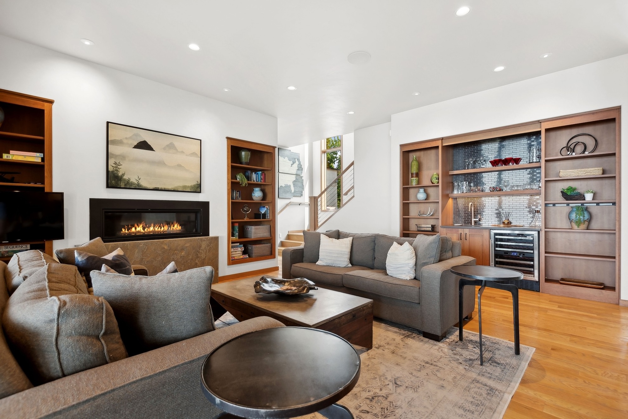 House Safran Tally Flathead: Luxury 4-Bedroom Villa with Hot Tub and Lake Views, Flathead County Montana