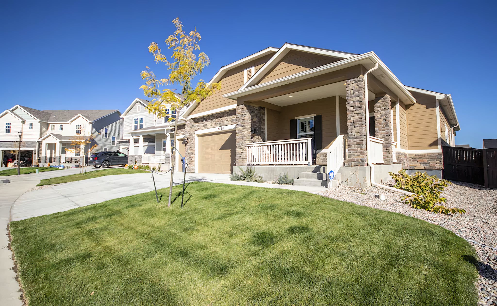 House Vaudaire Devilback Larimer: Luxury 4-Bedroom Villa with Spa Sauna and Tennis Court, Larimer County Colorado