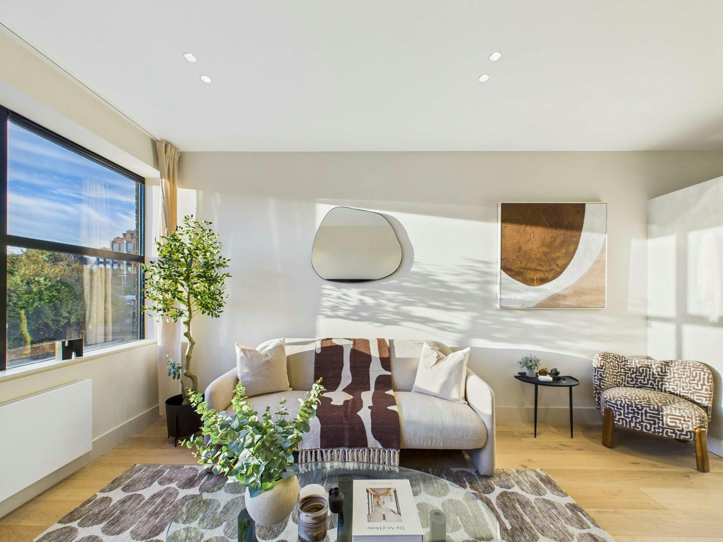 House Zephyr Barnsbury London: Luxury 2-Bedroom Townhouse with Spa Sauna, Kings Cross London