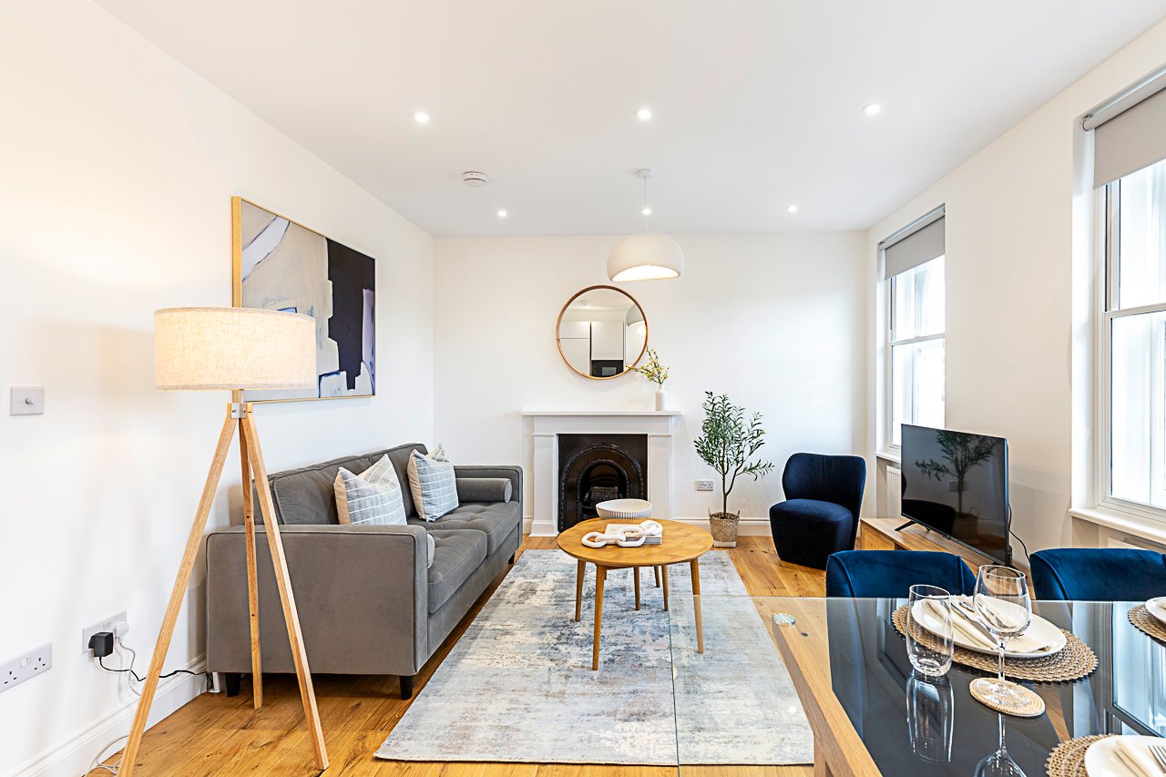 House Zephyr Chelsea Manor: Luxury 1-Bedroom Apartment with Spa and Family-Friendly Features, Chelsea London