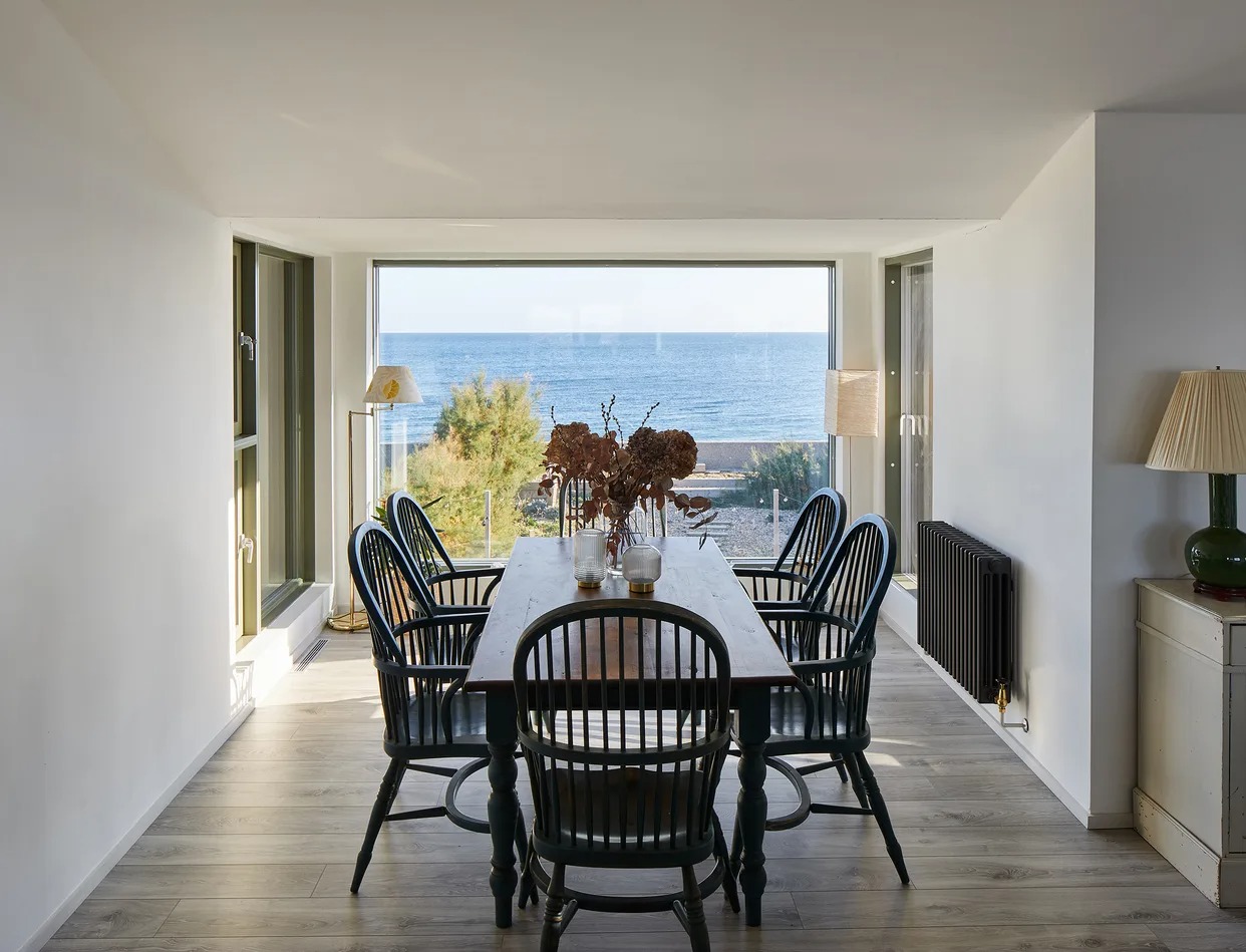 House Zephyr Hooe Selsey: Luxury 4-Bedroom Villa with Sea Views and Spa, Selsey West Sussex