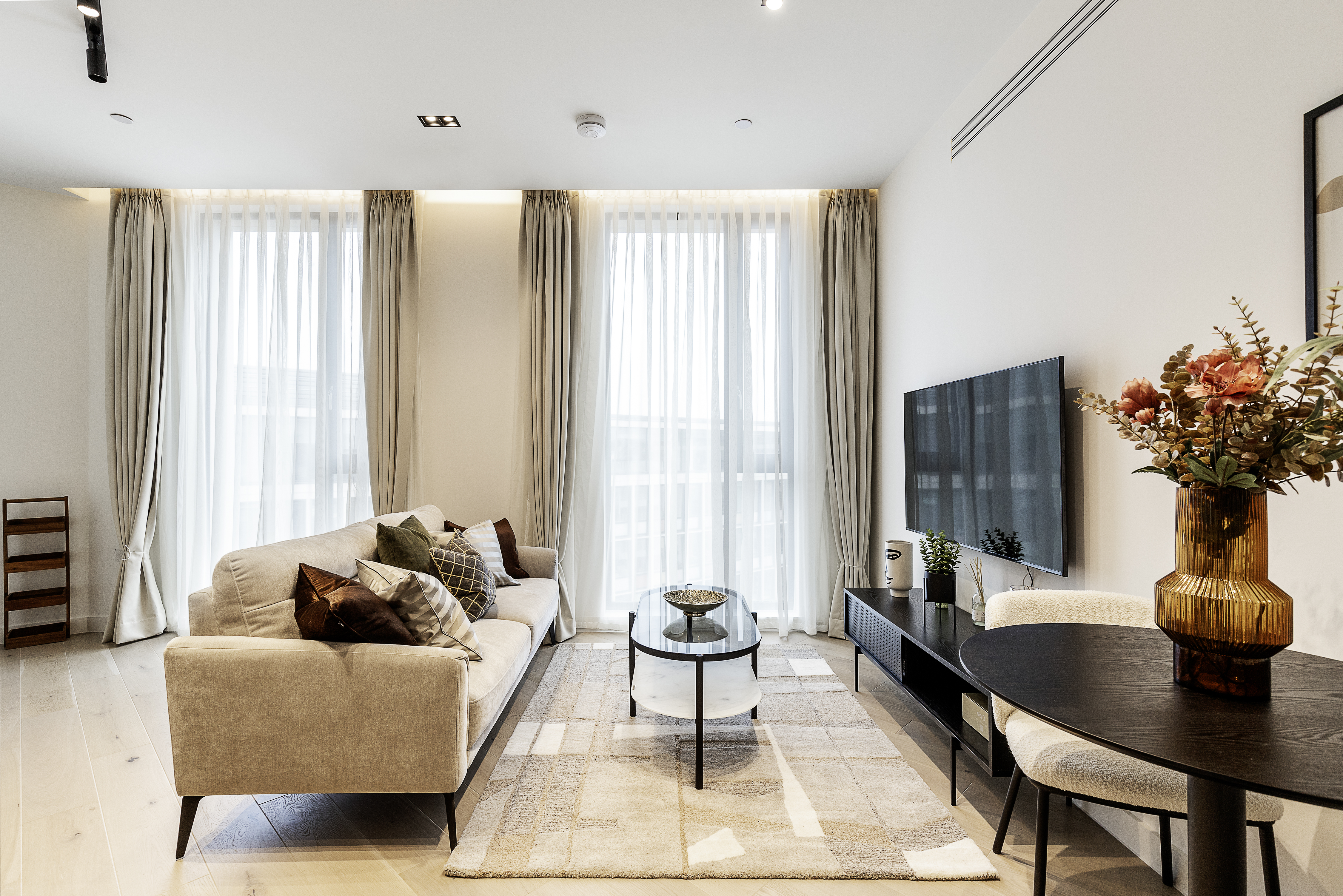 House Zephyr Ladbroke London: Luxury 1-Bedroom Apartment with Spa and Air-Con, Notting Hill London