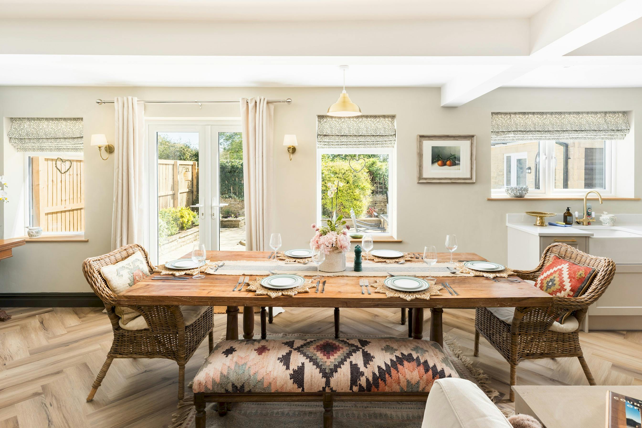 House Zephyr Lower Slaughter Bourton-on-the-Water: Luxury 3-Bedroom House with Private Parking and BBQ, Bourton-on-the-Water