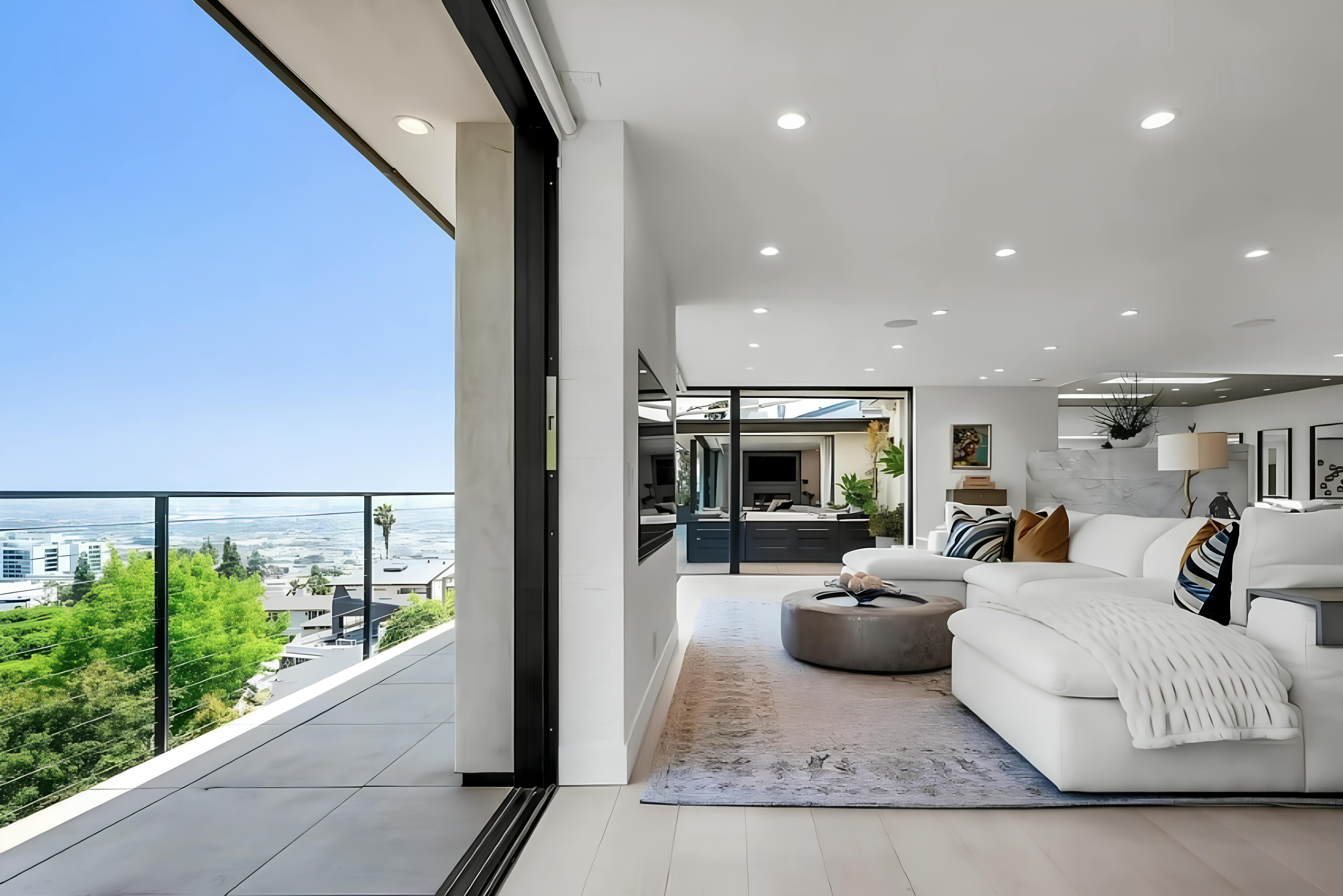 House Zephyros Hancock West Hollywood: Luxury 3-Bedroom House with Air Conditioning and Private Parking, West Hollywood