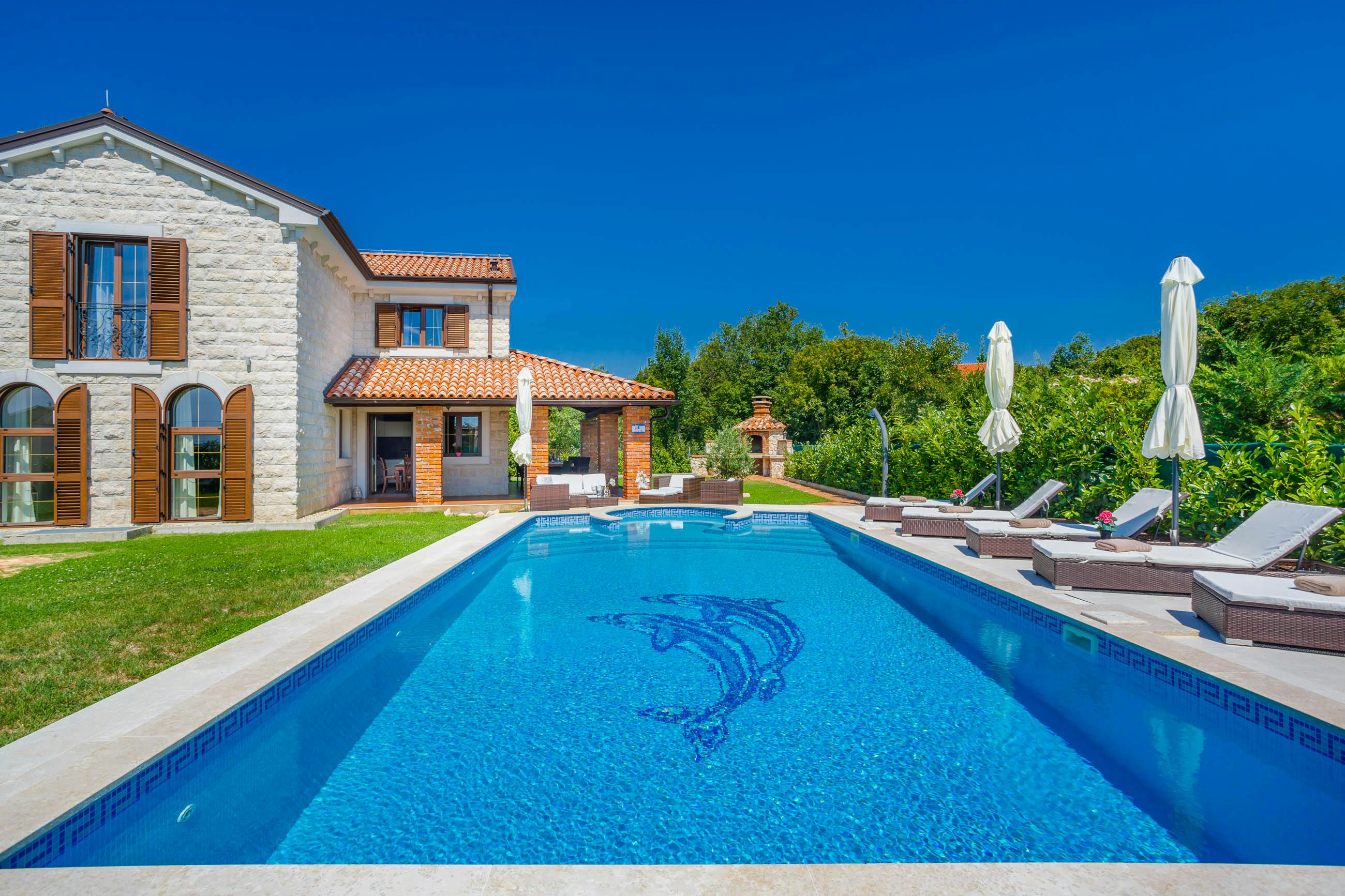 Kuća Bora Modruš Baška: Luxury 3-Bedroom Apartment with Heated Private Pool and Sauna, Primorje-Gorski Kotar