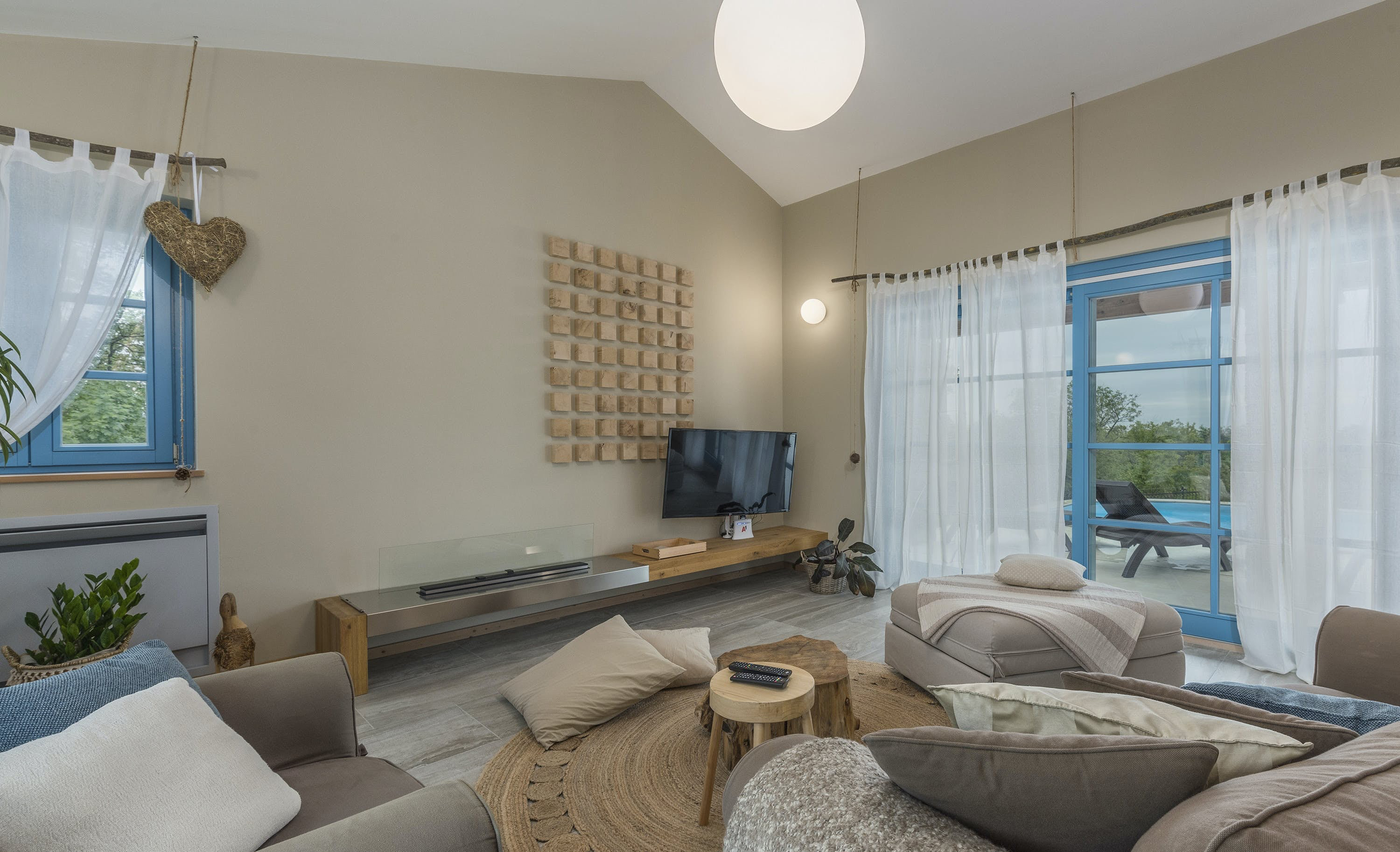 Kuća Srebrna Katoro Umag: Luxury 3-Bedroom Villa with Private Pool and Parking, Istria