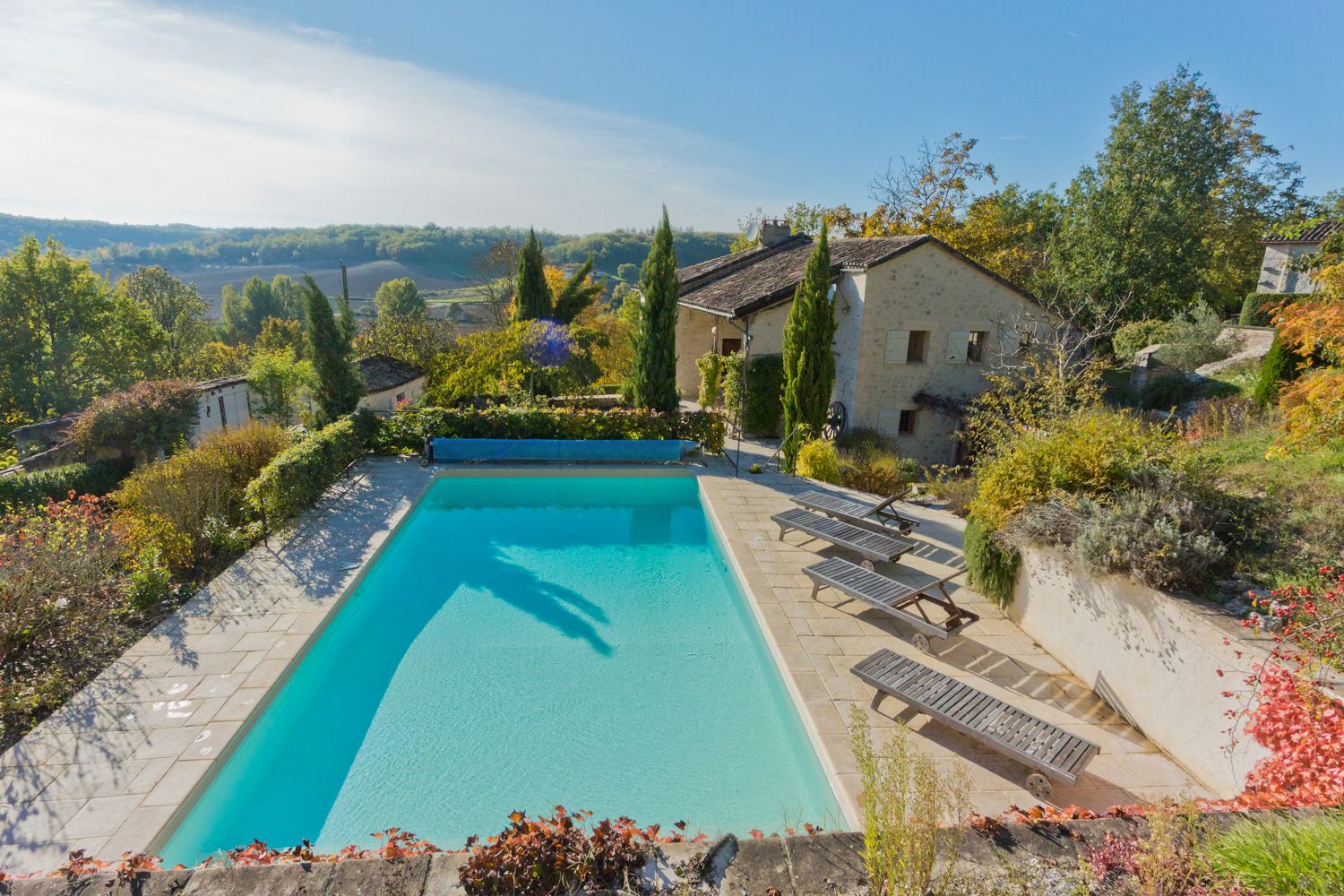 Mas Lumière Olmieres Belvèze: 4-Bedroom Villa with Heated Pool, Tennis Court & Countryside