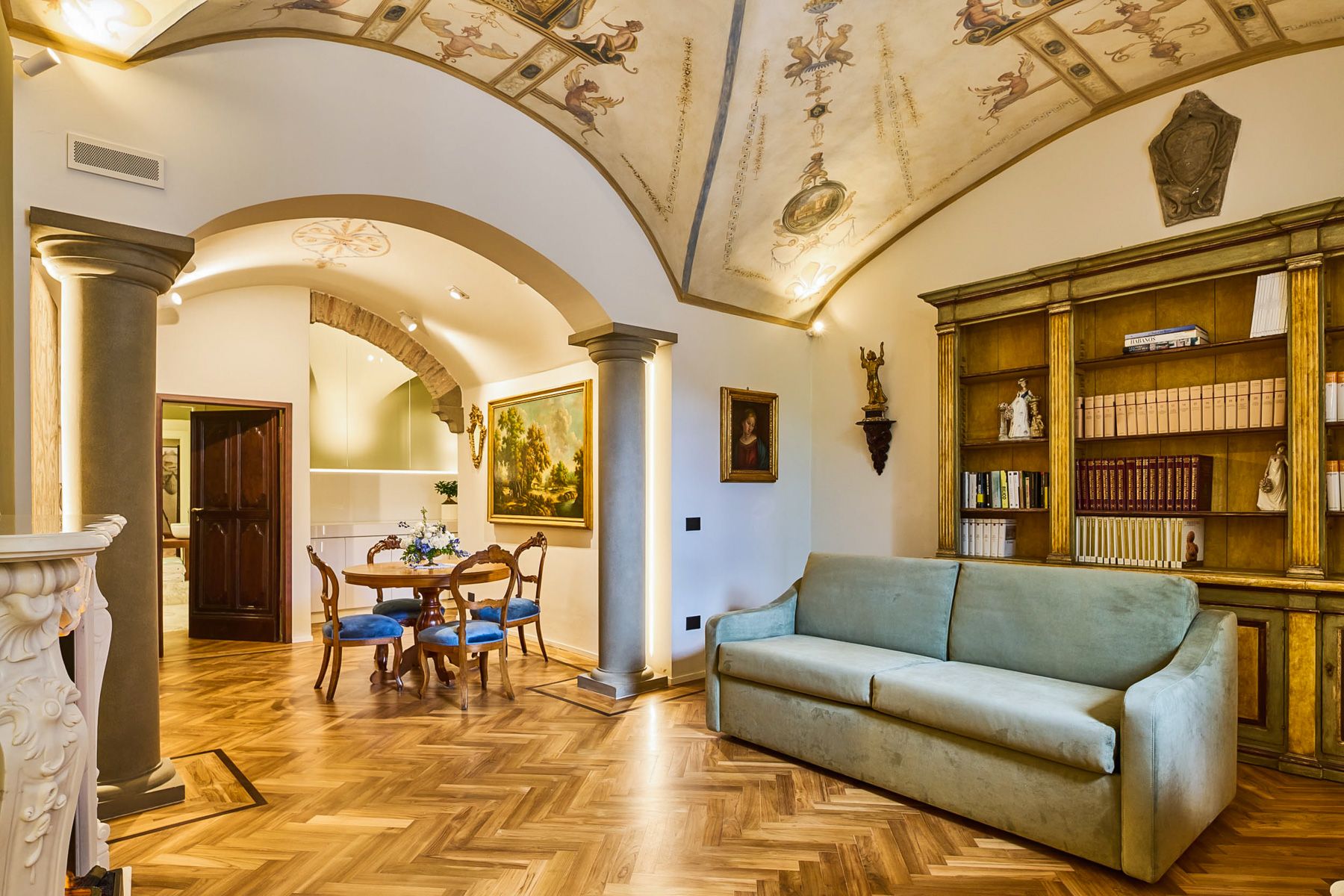 Palazzo Zaffiro Oltrarno Firenze: 1-Bedroom Duomo View Luxury Apartment Rental in Firenze with