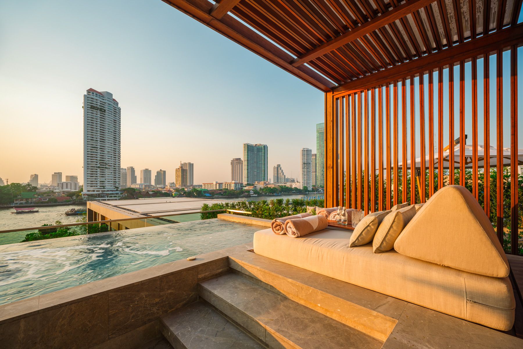 บ้าน จันทรา Silom Bangkok: 1-Bedroom Riverside Resort with Jacuzzi Plunge Pool in Satho