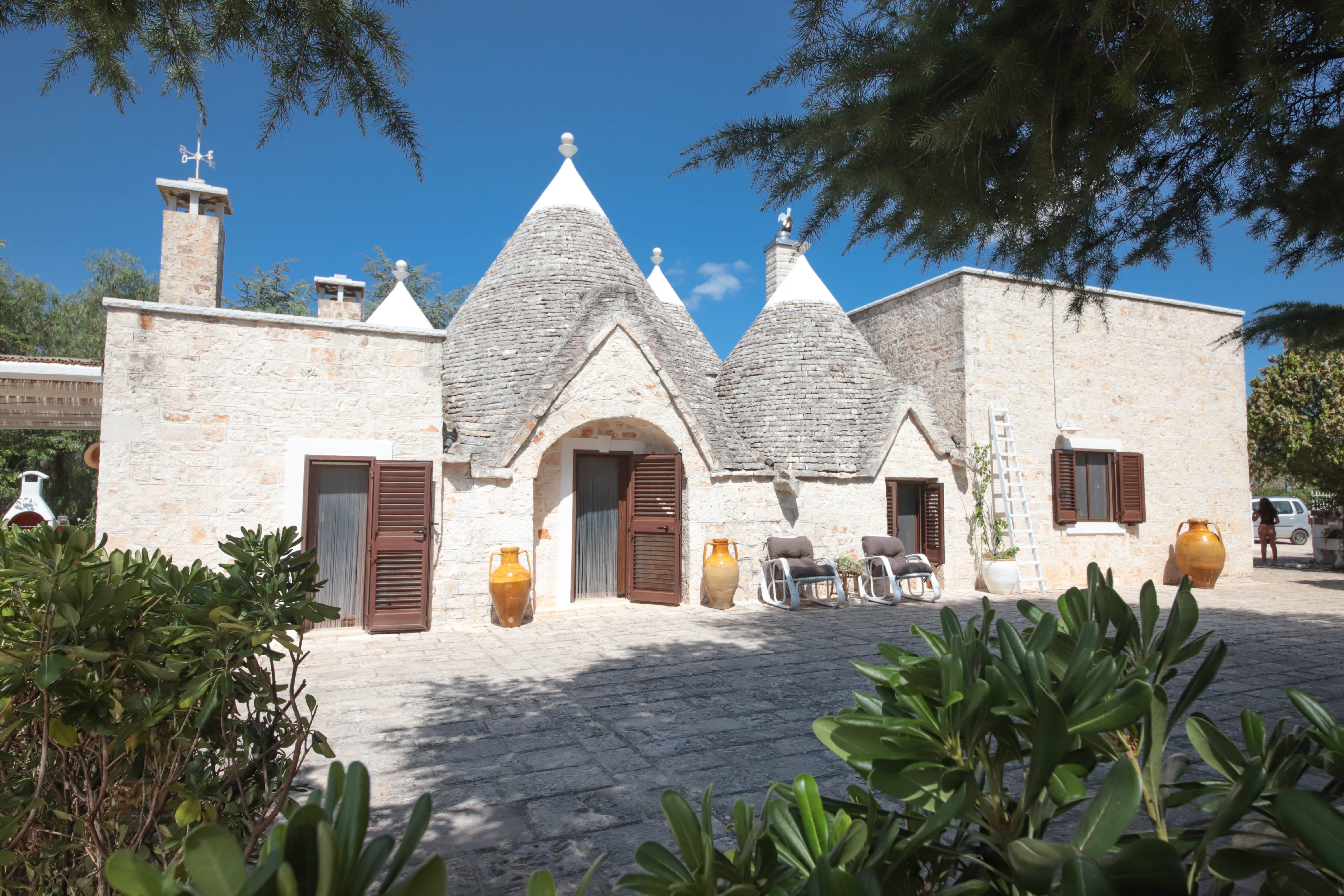 Trullo Amaranto Lamione Polignano: Luxury 2-Bedroom Apartment with Private Pool and Sea Views, Apulia